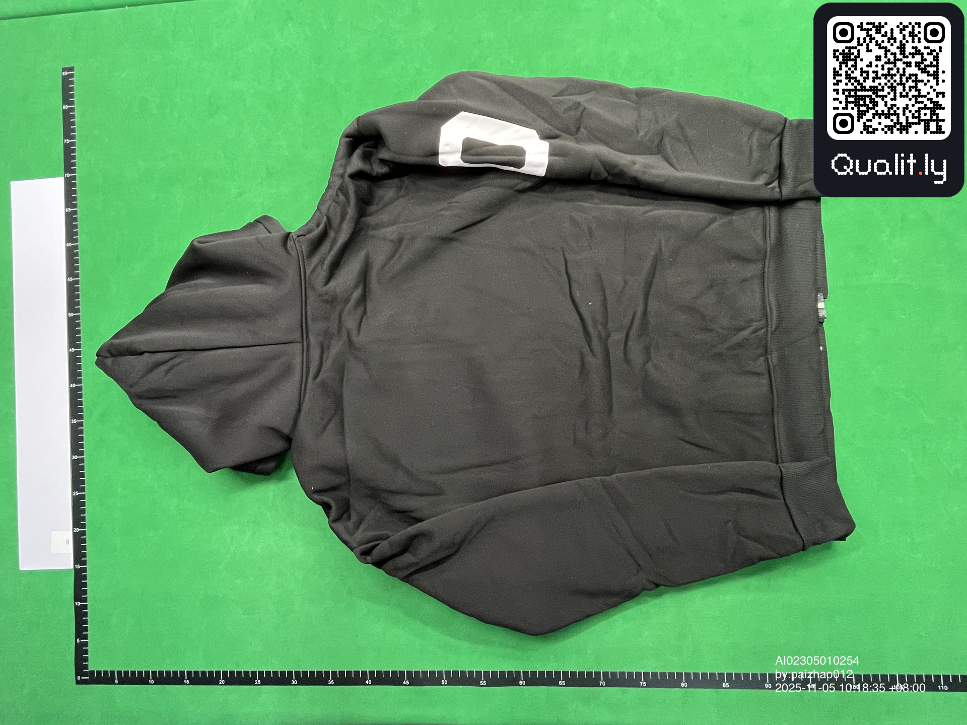 Pull — photo QC 2 sur 42