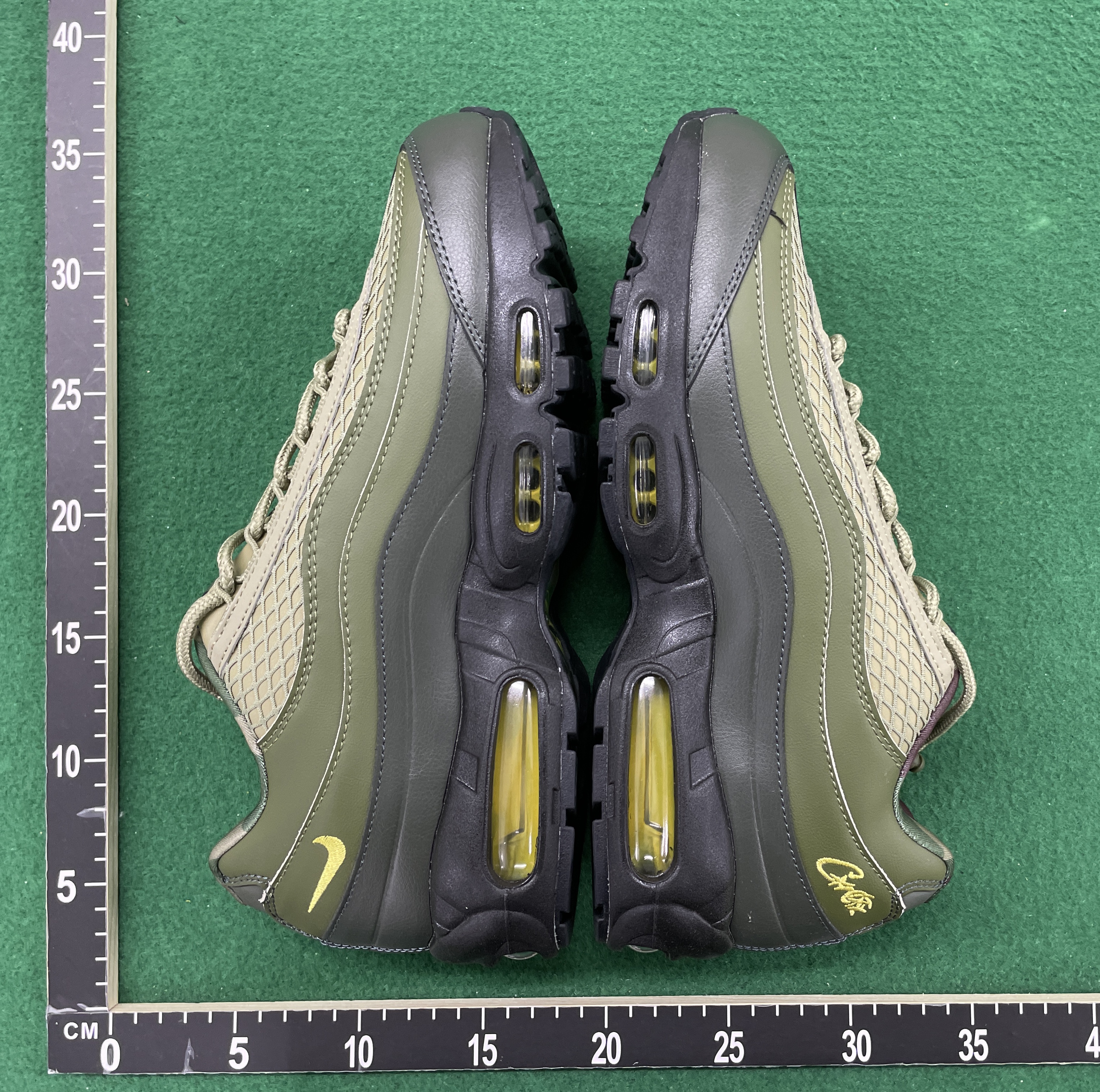 Sneakers — QC-foto 2 van 31