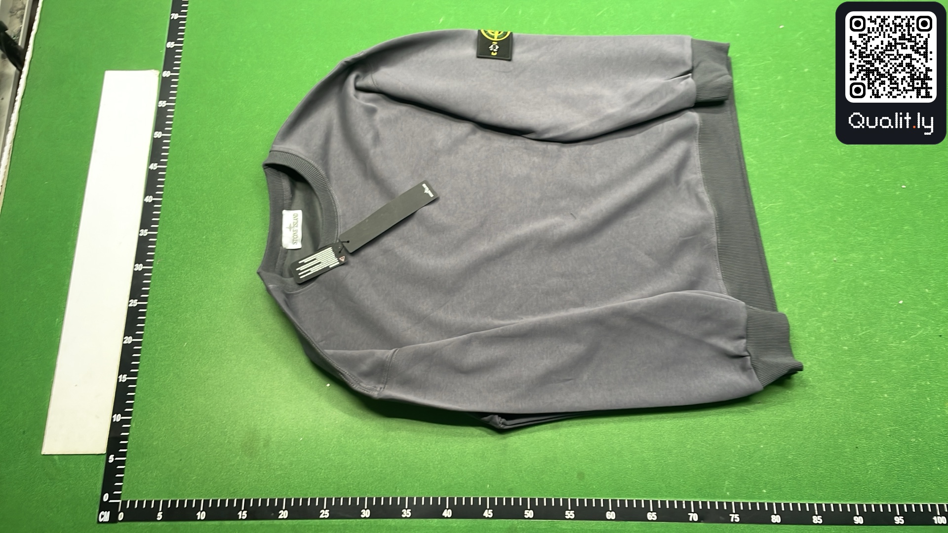 Sweatshirt — QC-Foto 1 von 23