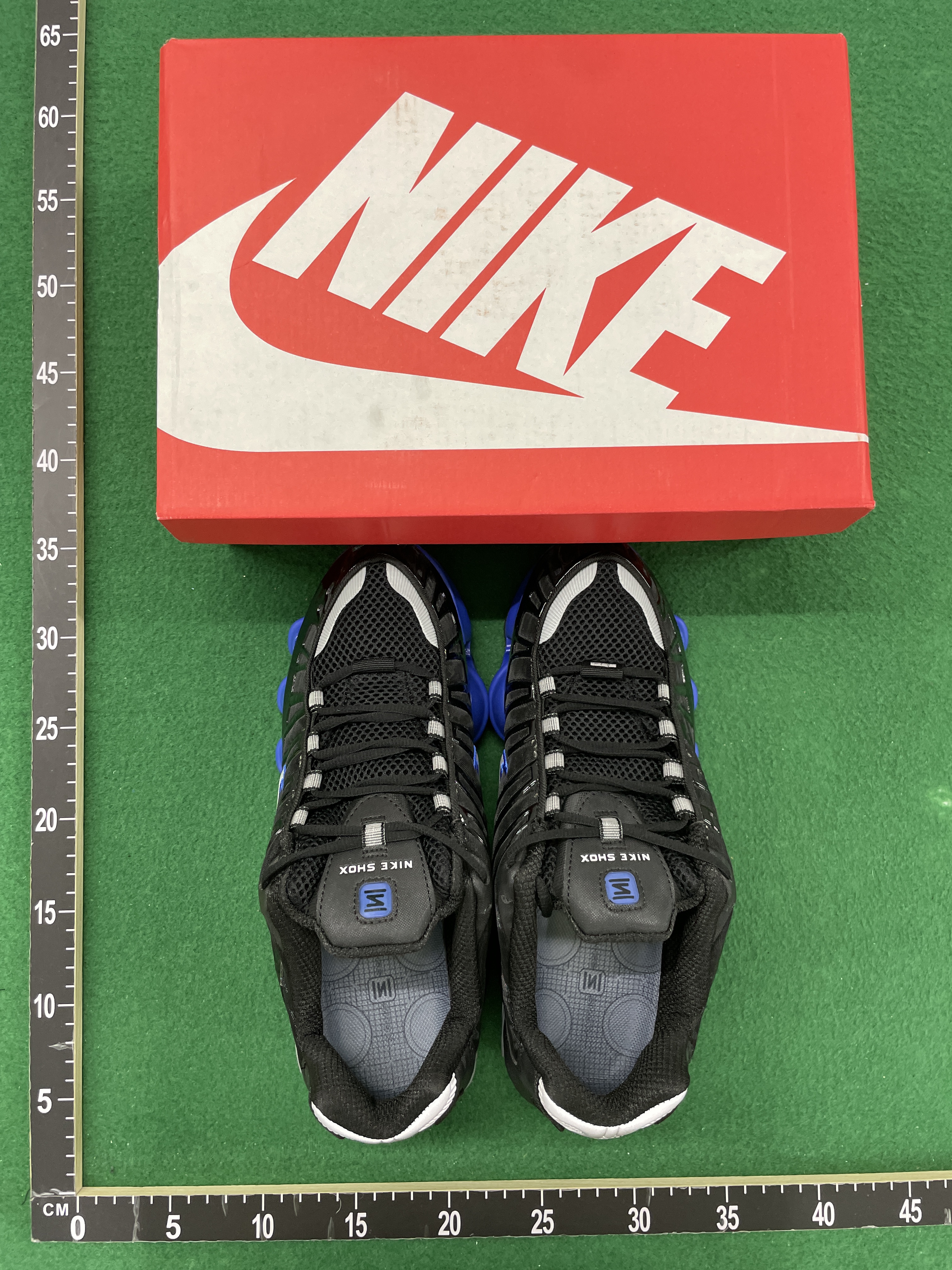 Sneakers — foto QC 2 di 9