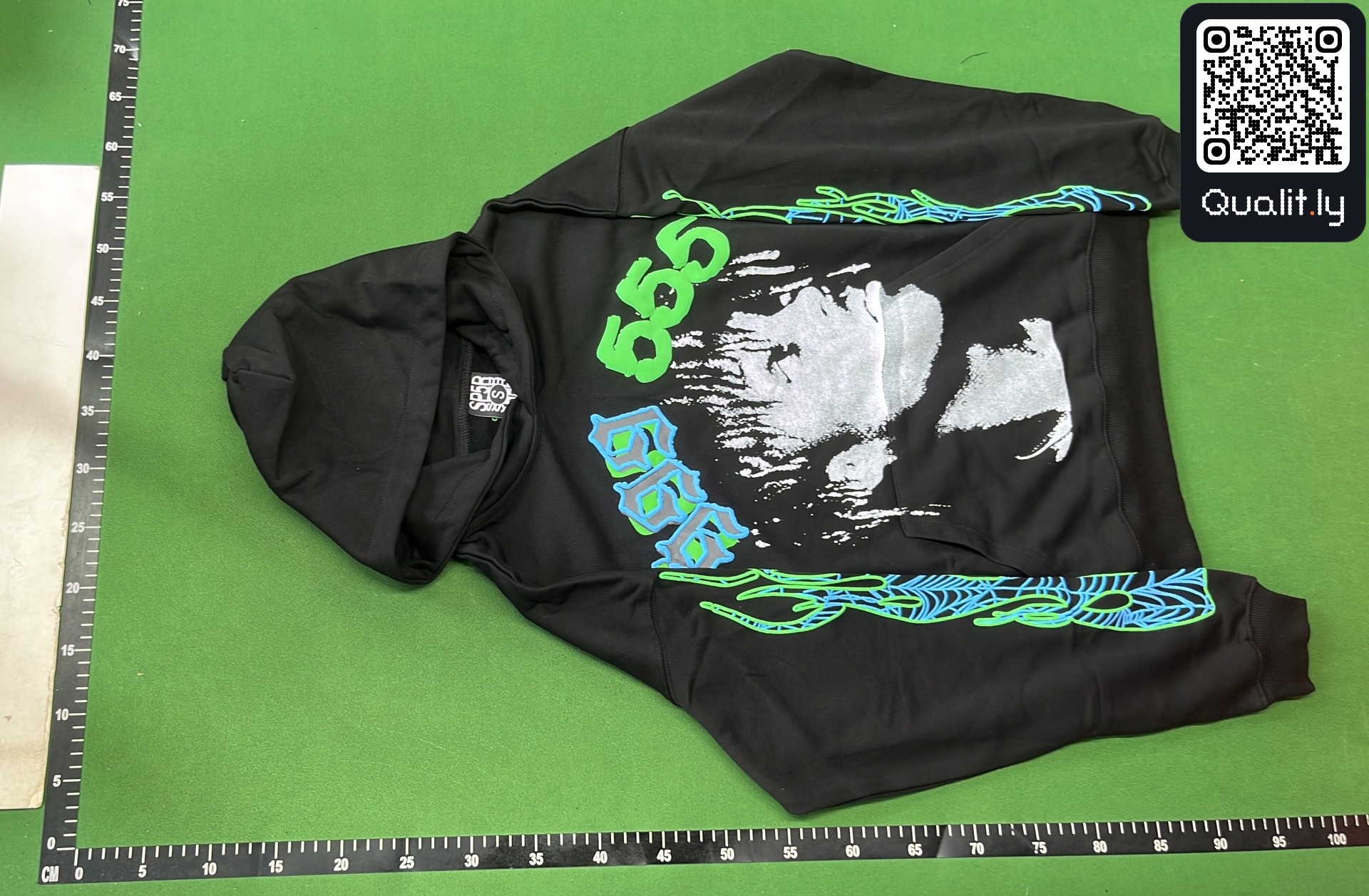 Hoodie — QC-foto 2 av 44