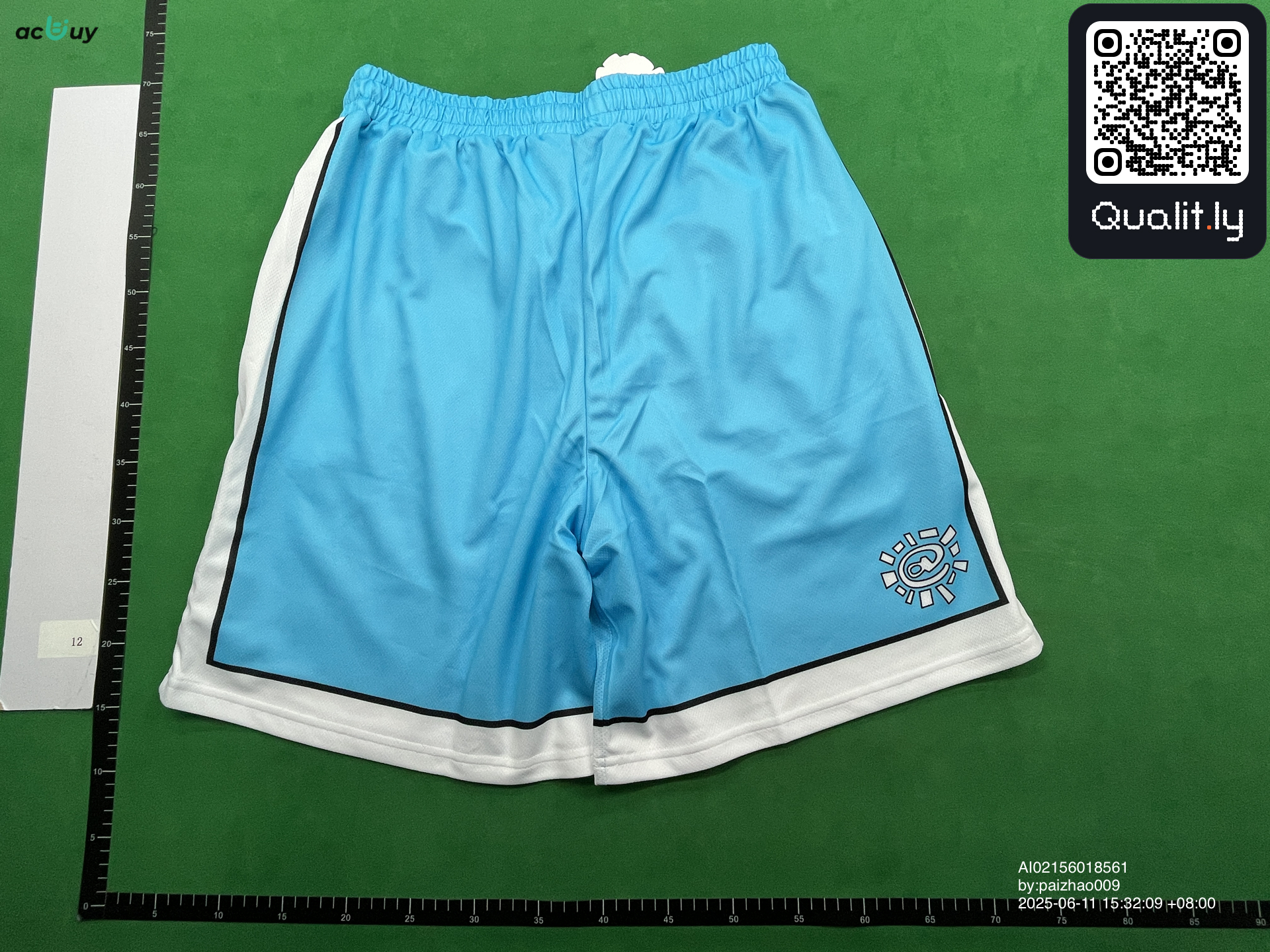 Shorts QC photo 2 of 4