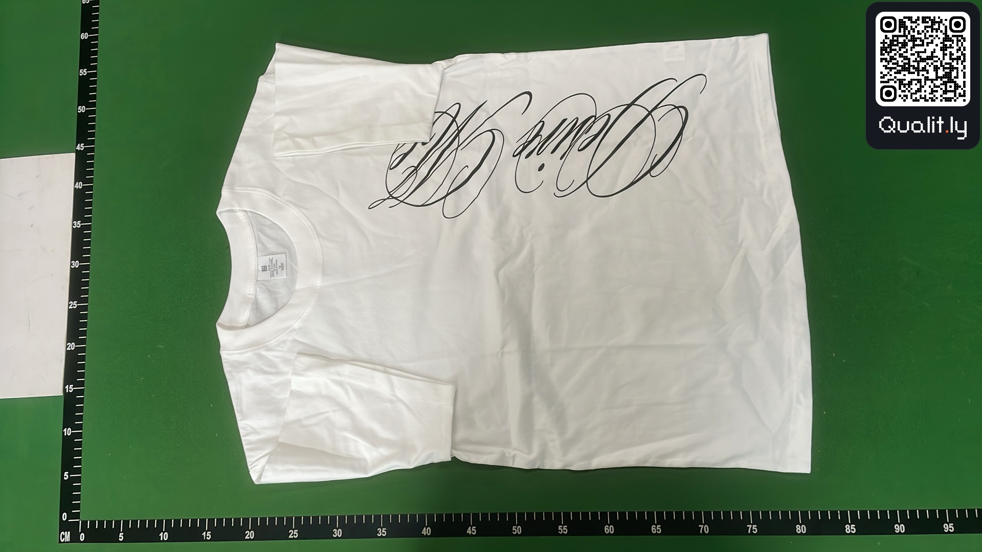 T-shirt QC photo 2 of 230