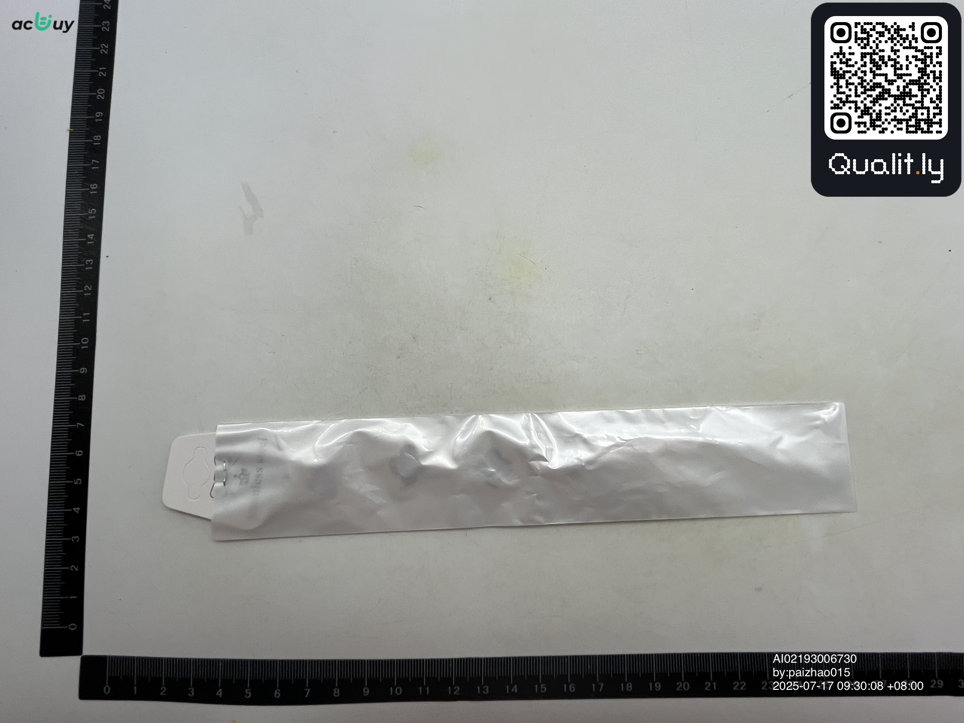 Jewelry QC photo 2 of 3