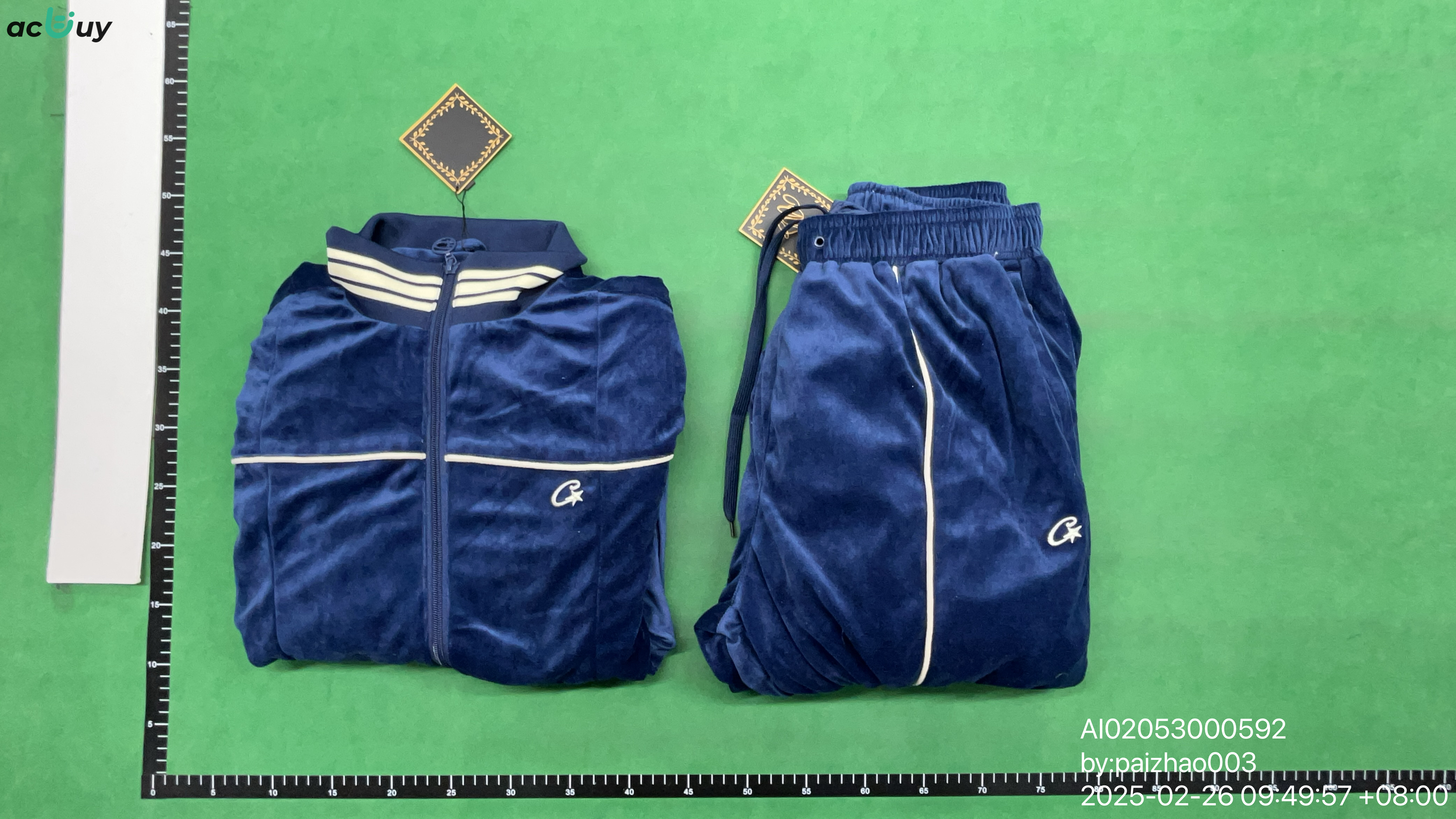 Foto QC 1 di 4