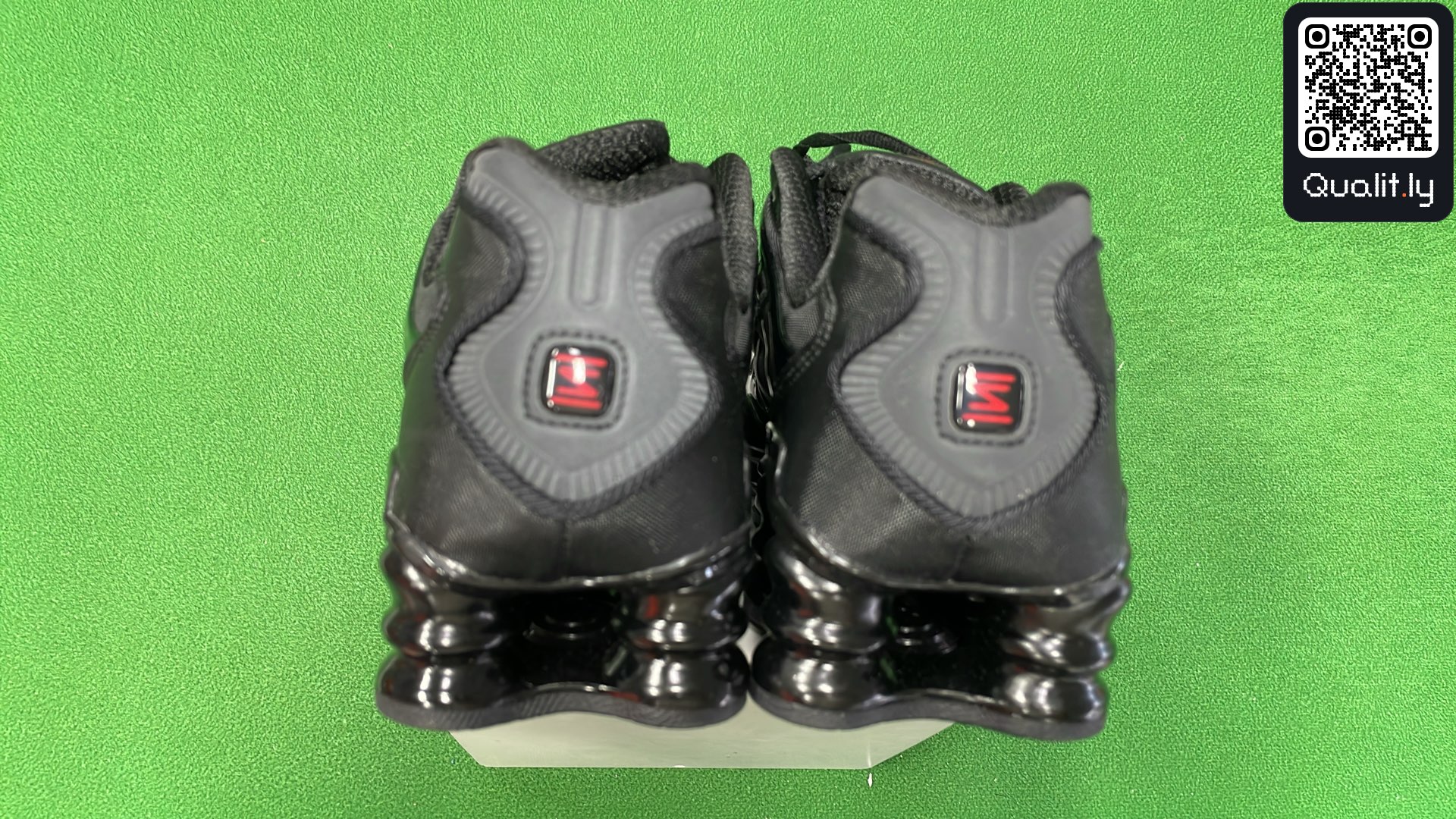 Sneakers — QC-foto 3 av 12