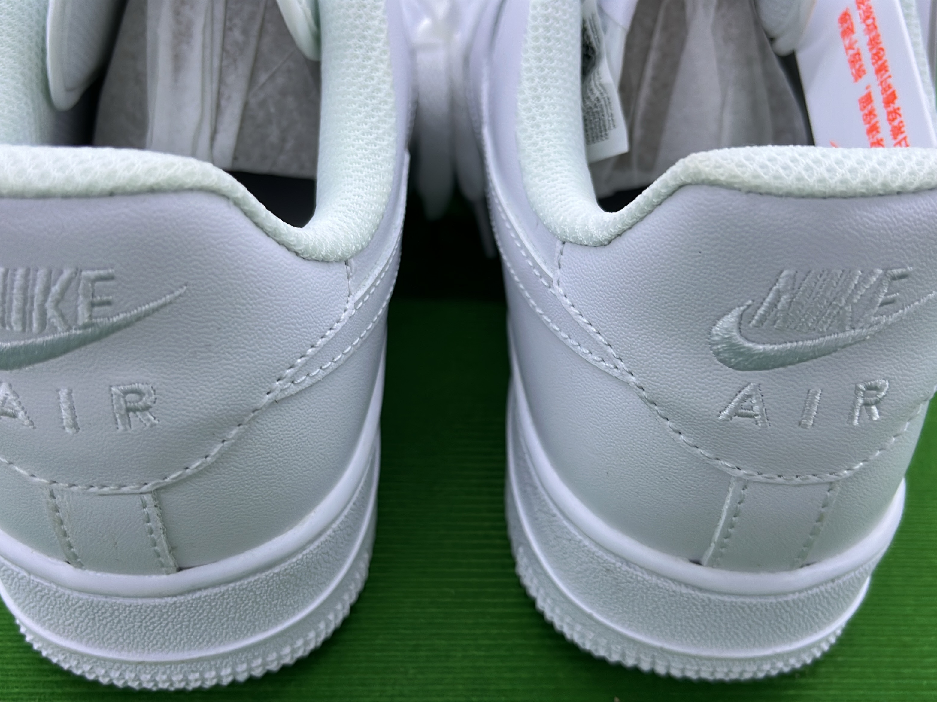Sneakersy — zdjęcie QC 2 z 12
