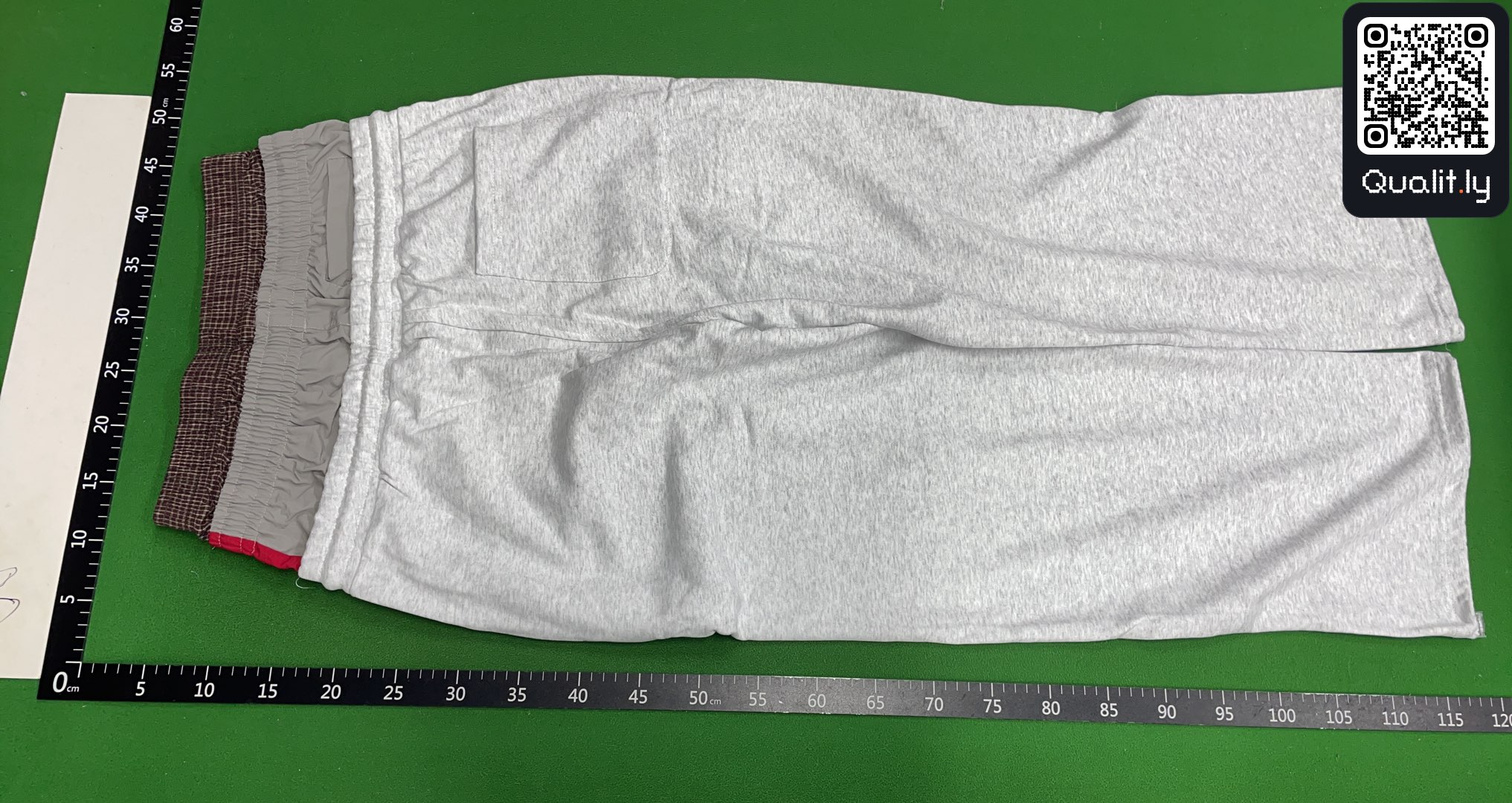 Pants QC photo 3 of 8