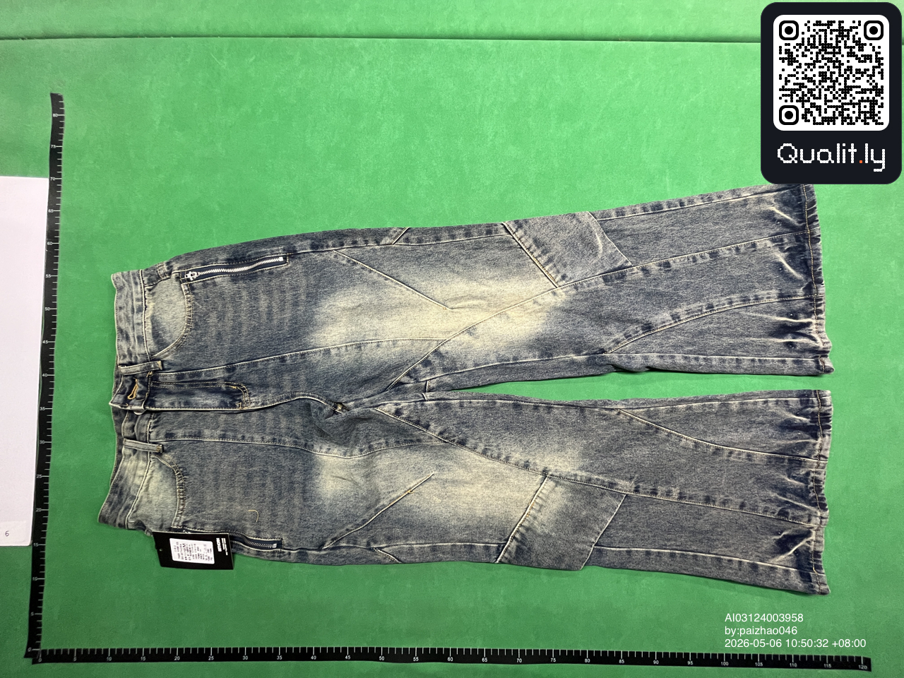 Jean — photo QC 3 sur 10