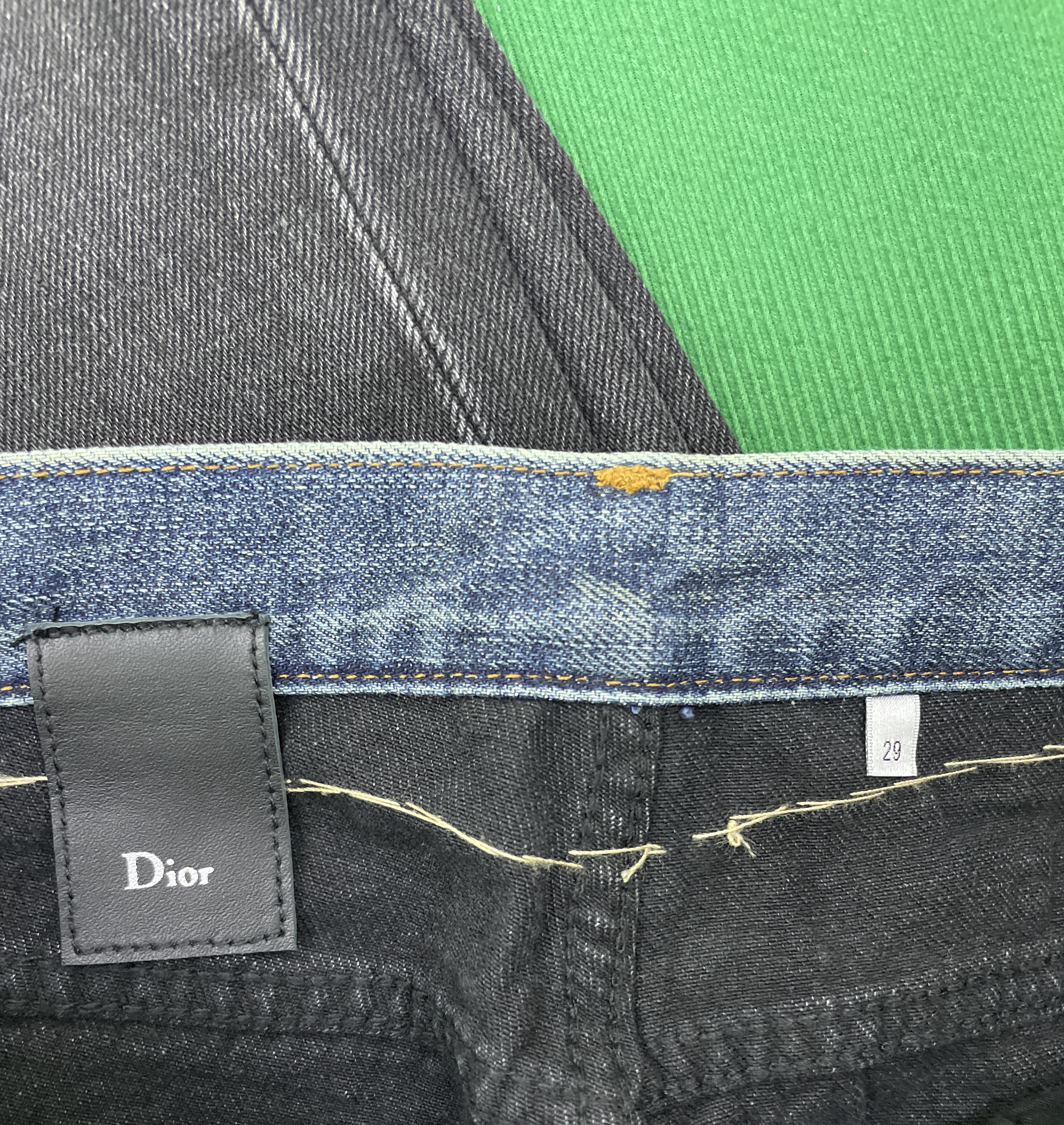 Blugi — fotografie QC 2 din 5
