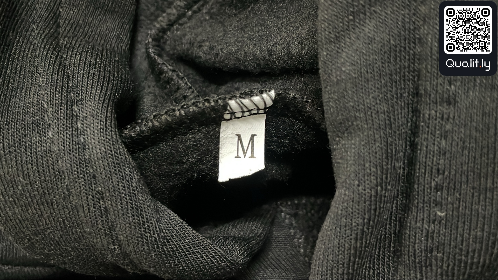 Sweater QC photo 1 of 23