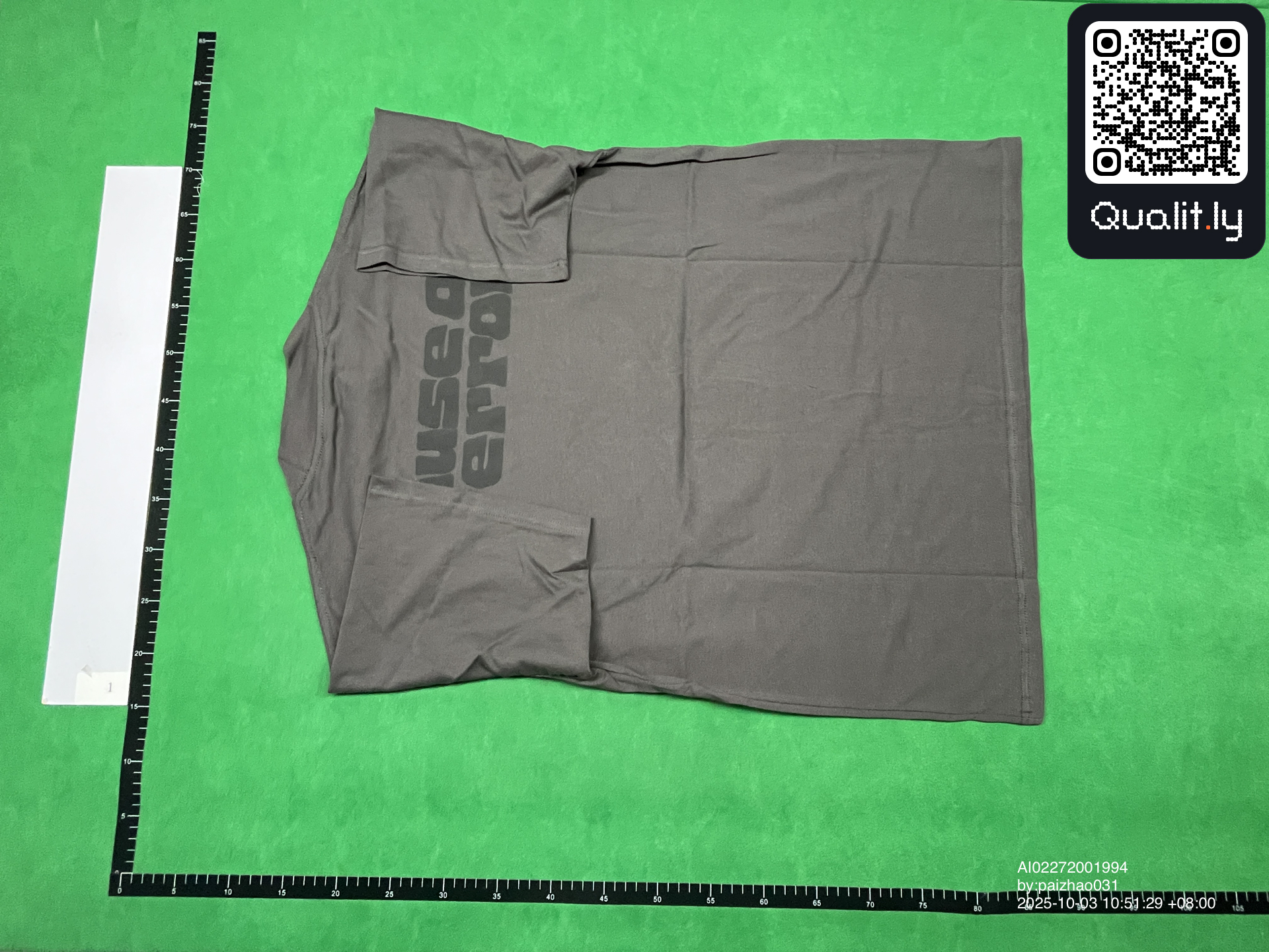 T恤 QC 照片 3 / 10