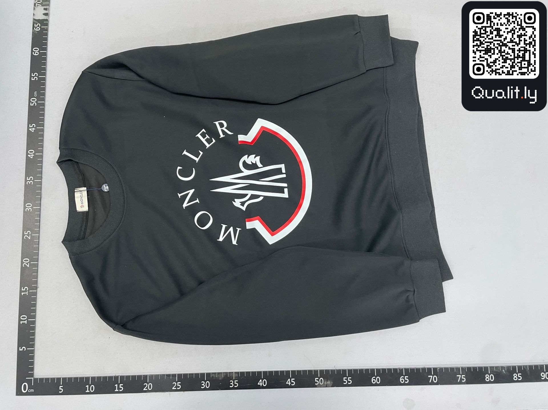 Sweatshirt QC photo 3 of 20