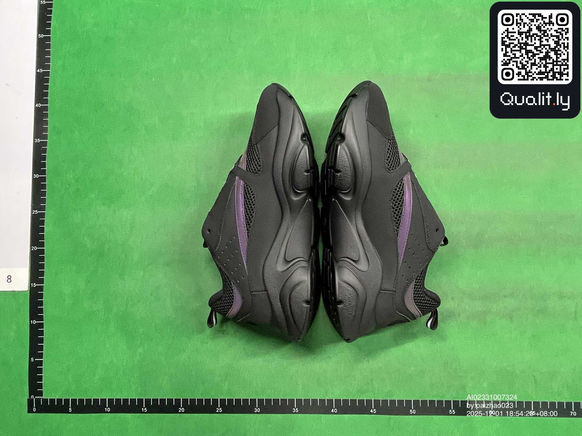 Foto QC 2 de 150