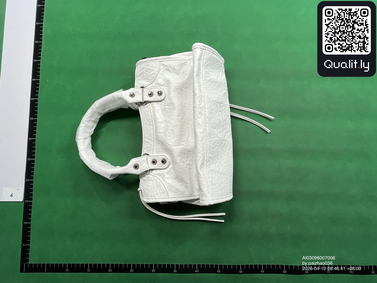 Borsa — foto QC 2 di 19