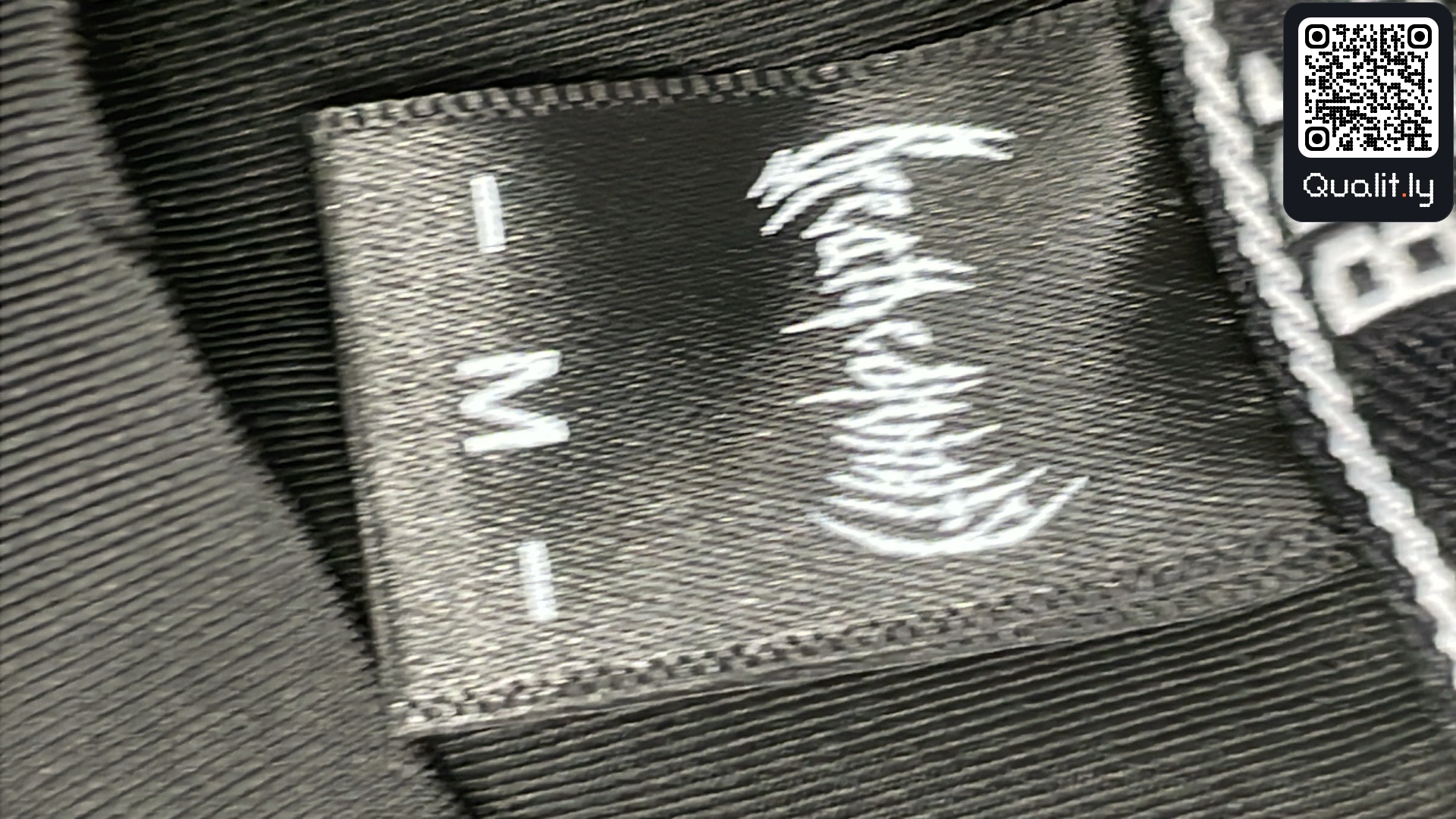 Camiseta — foto QC 1 de 14