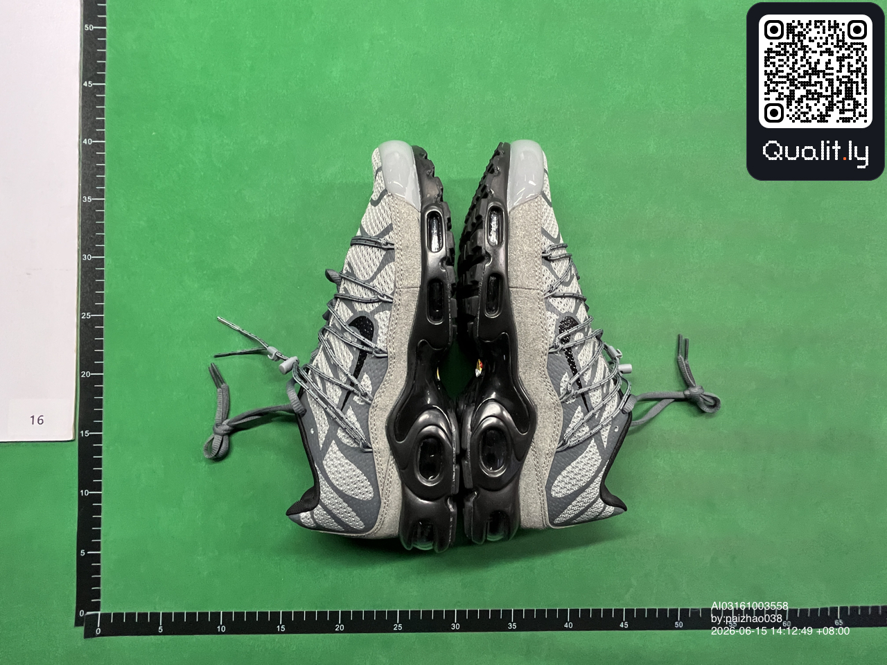 Sneakersy — zdjęcie QC 1 z 172