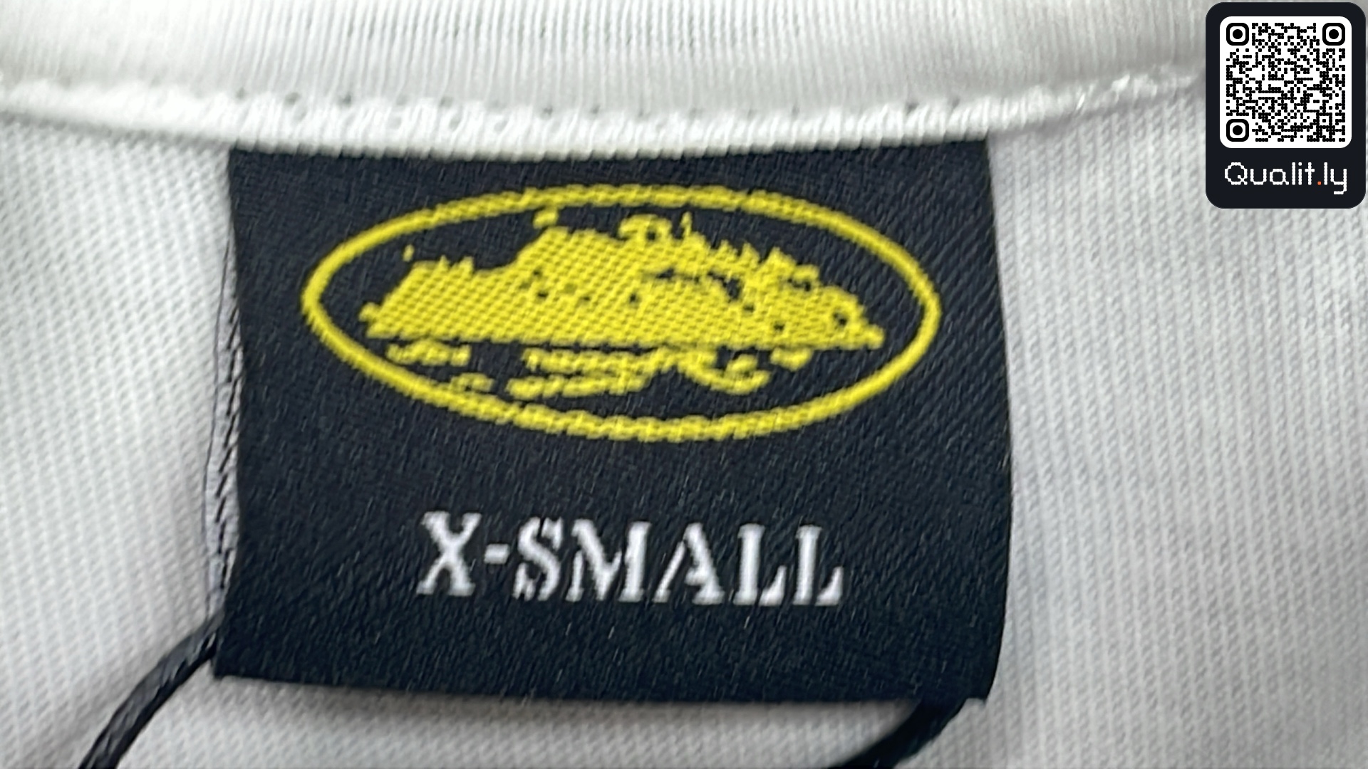 T-shirt QC photo 1 of 153