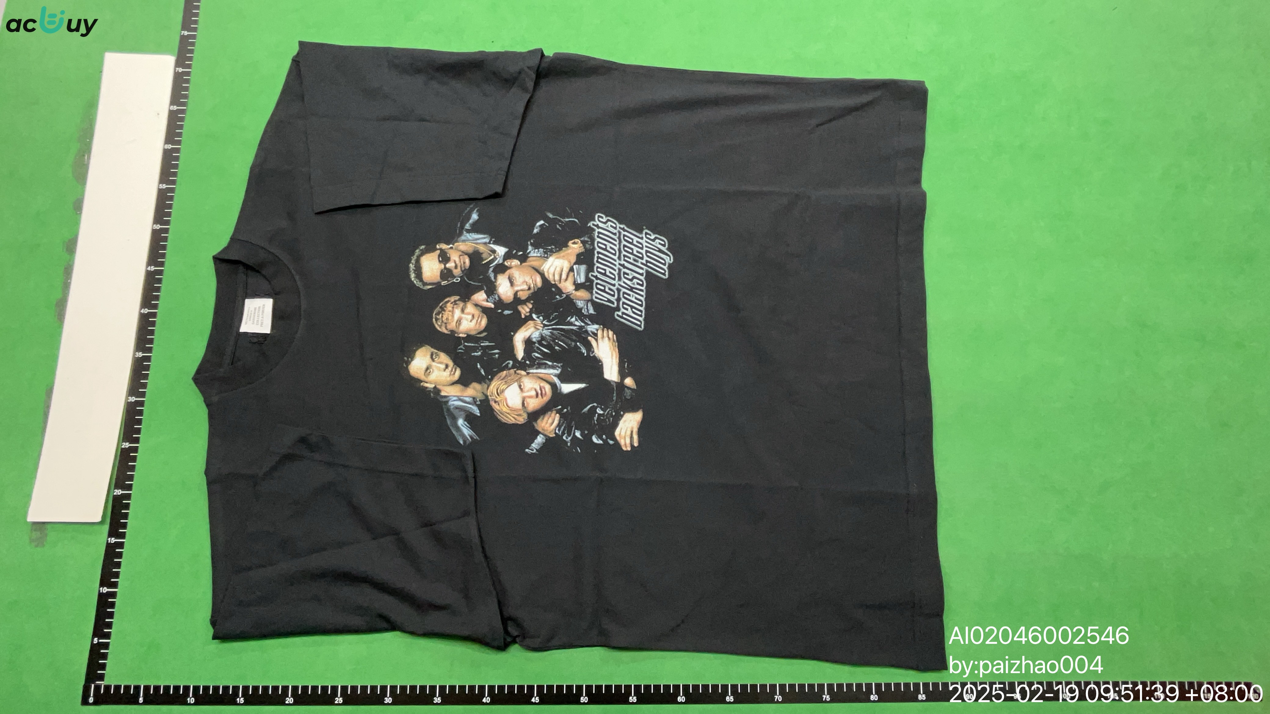 T-shirt — QC-foto 3 van 4