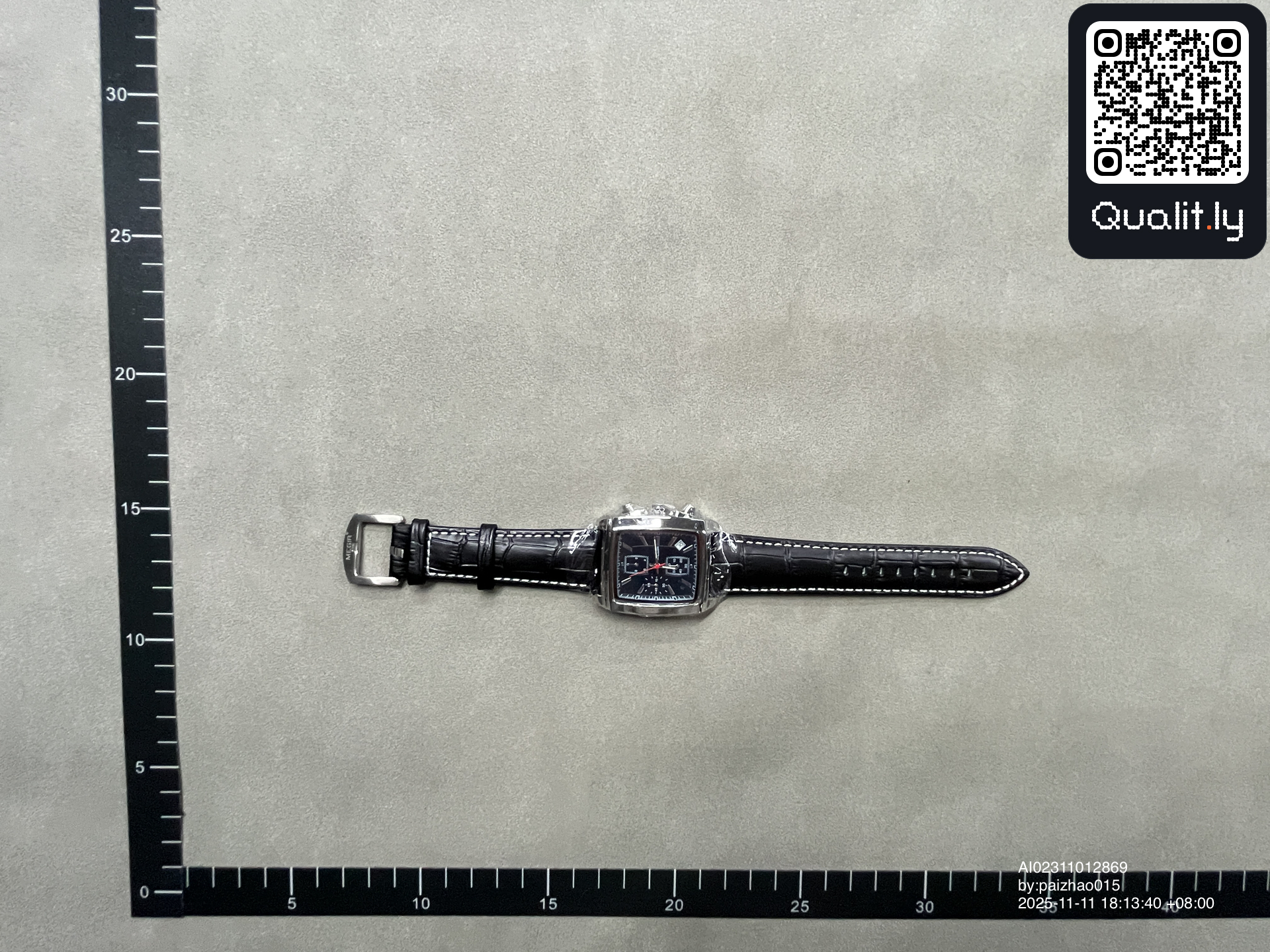 Montre — photo QC 3 sur 3