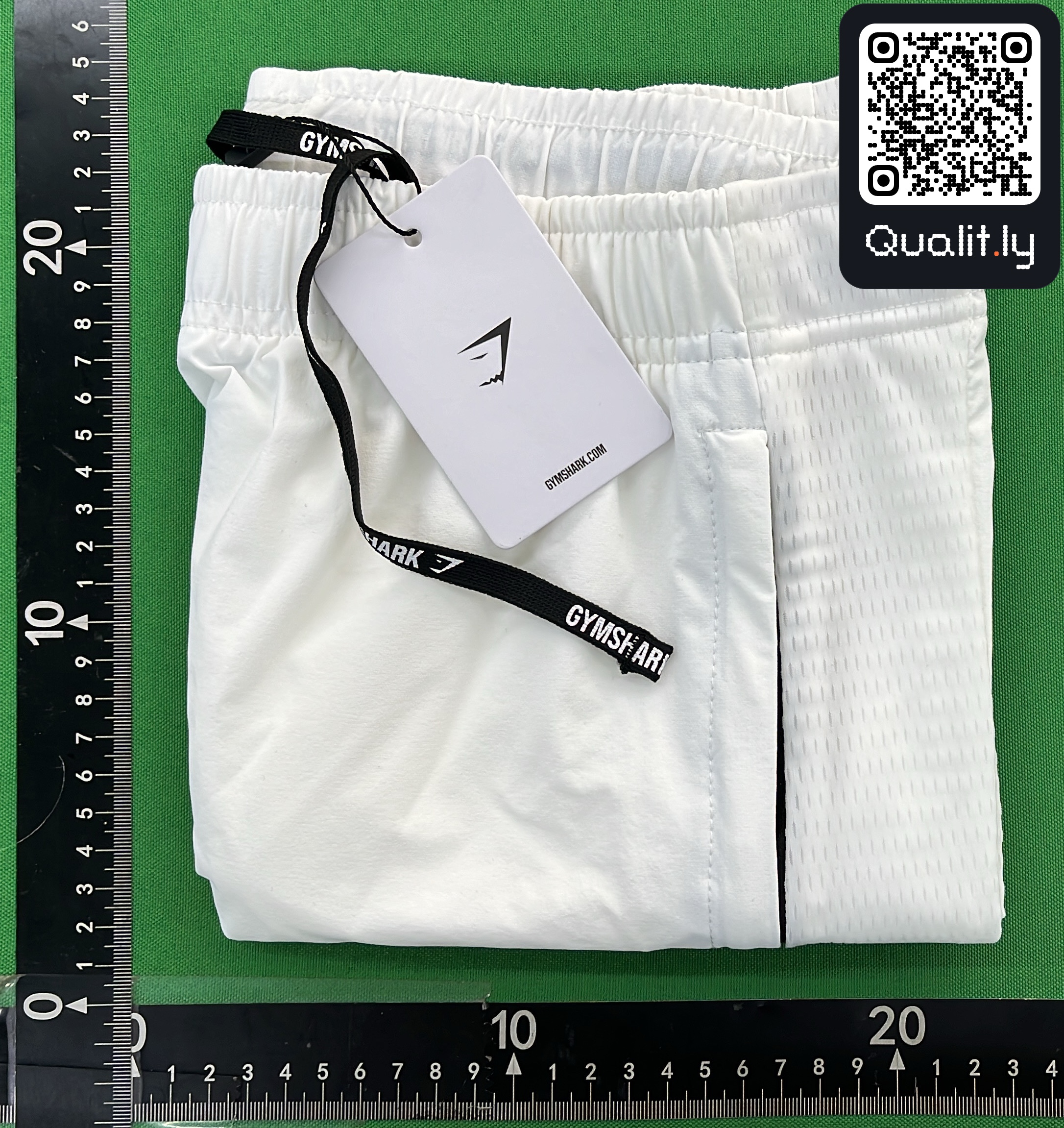 Shorts QC photo 1 of 22
