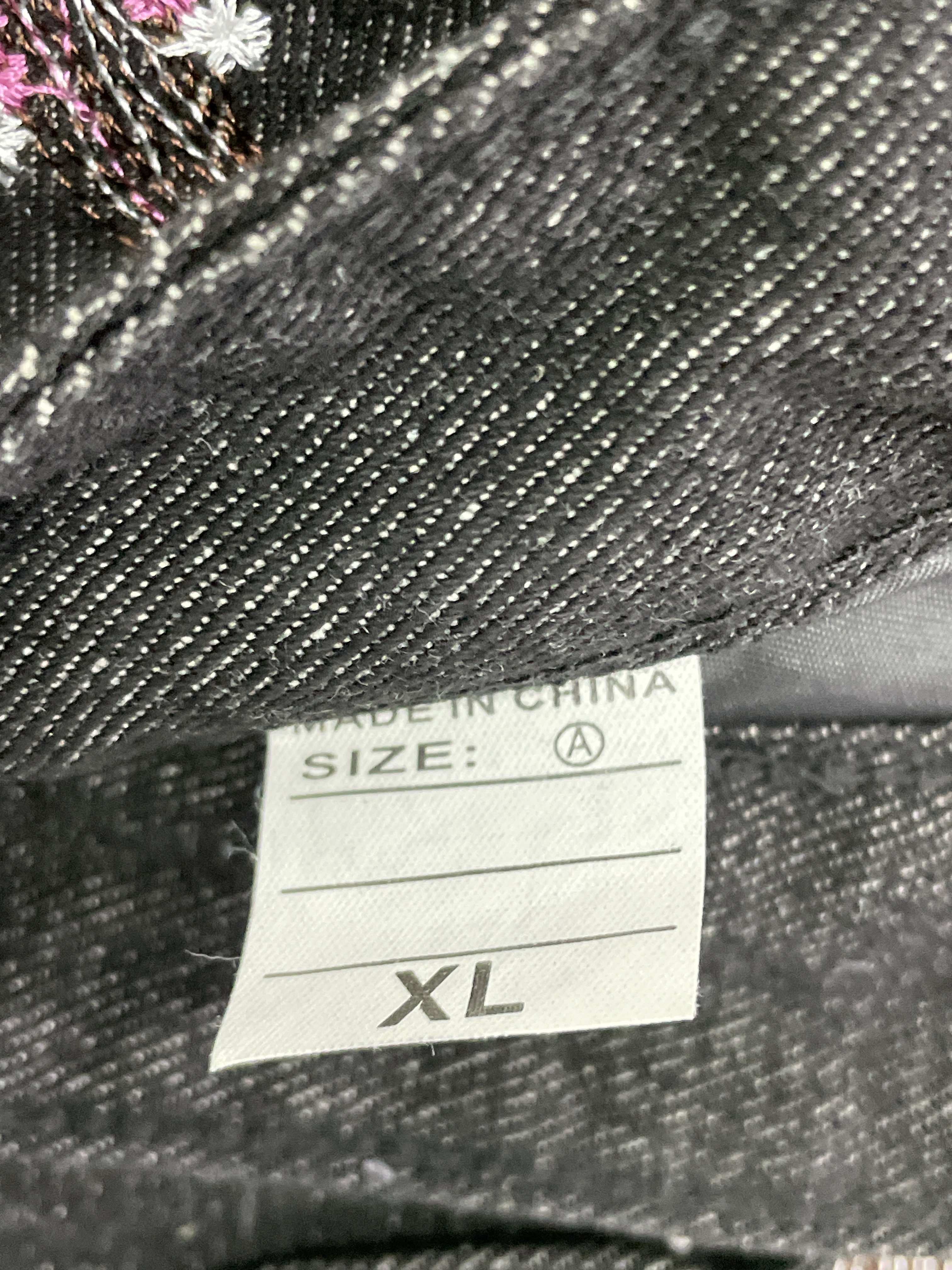Jean — photo QC 3 sur 33