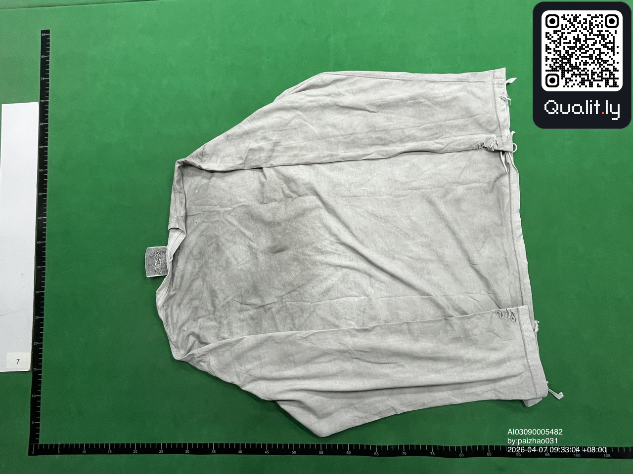 T-shirt QC photo 2 of 4
