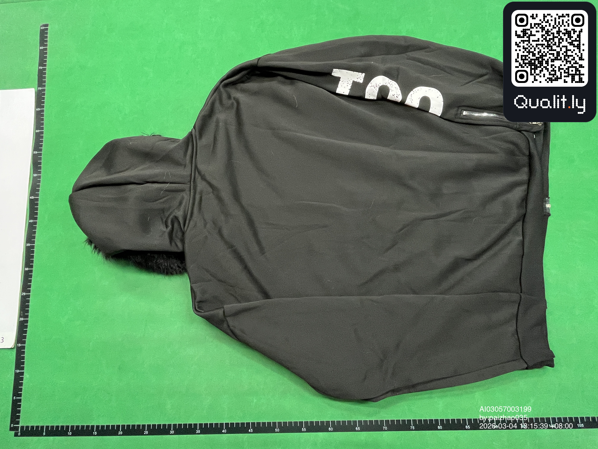 Hoodie — QC-foto 2 av 4