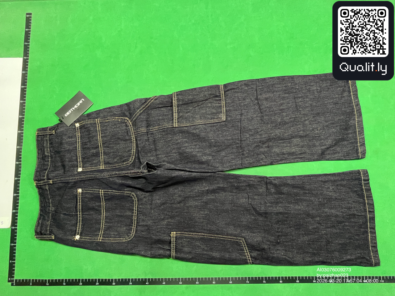 牛仔裤 QC 照片 2 / 4