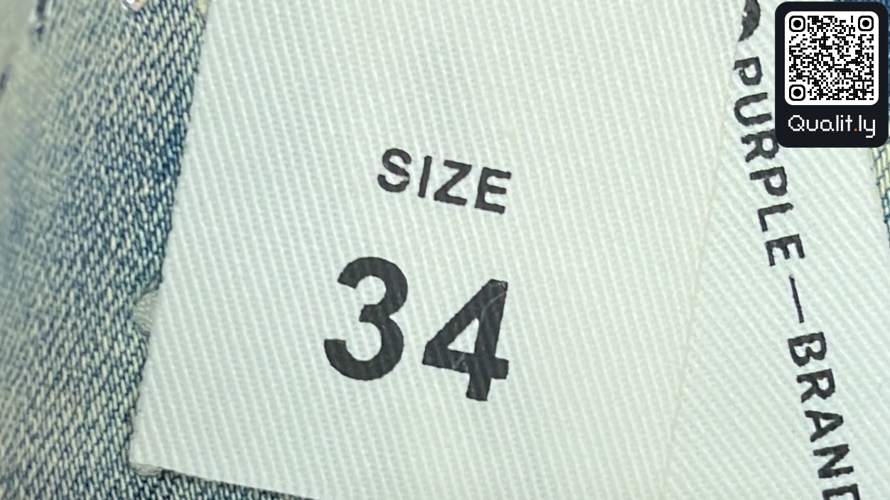Jeans — QC-foto 1 van 8