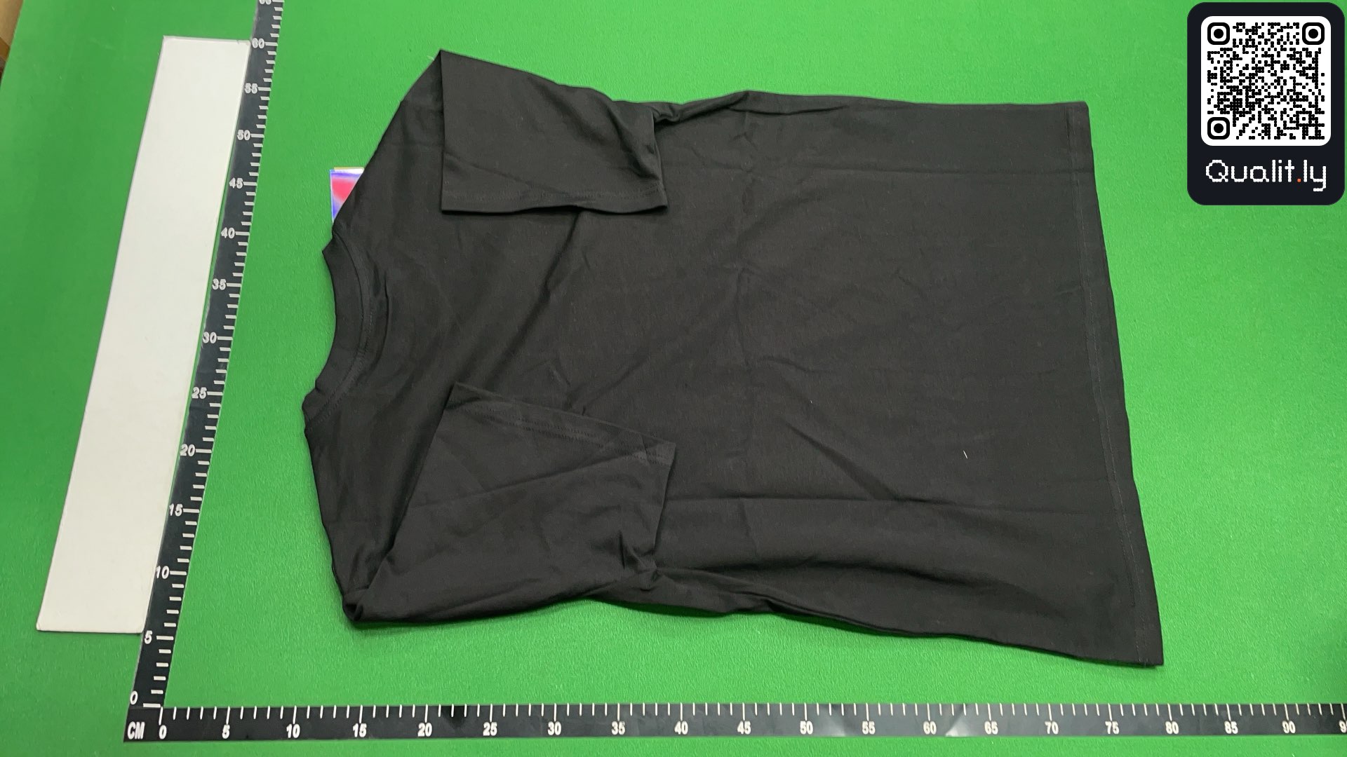 Camiseta — foto QC 3 de 18