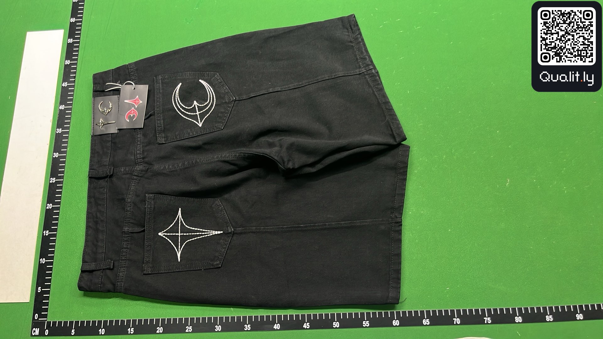 Jeans QC photo 3 of 14