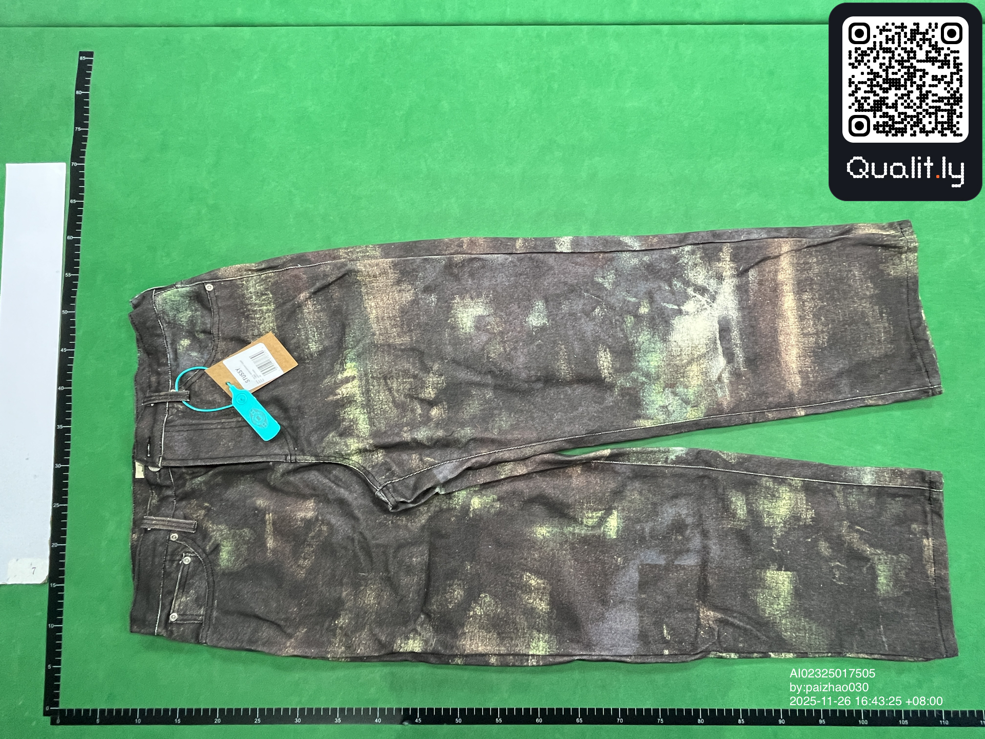 Jeans QC photo 3 of 4