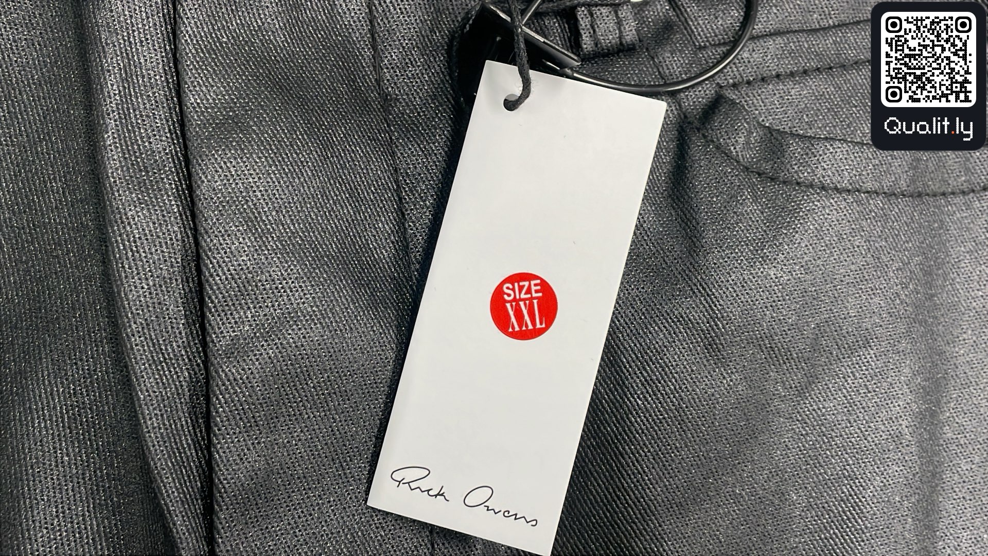 Pantalon — photo QC 1 sur 8