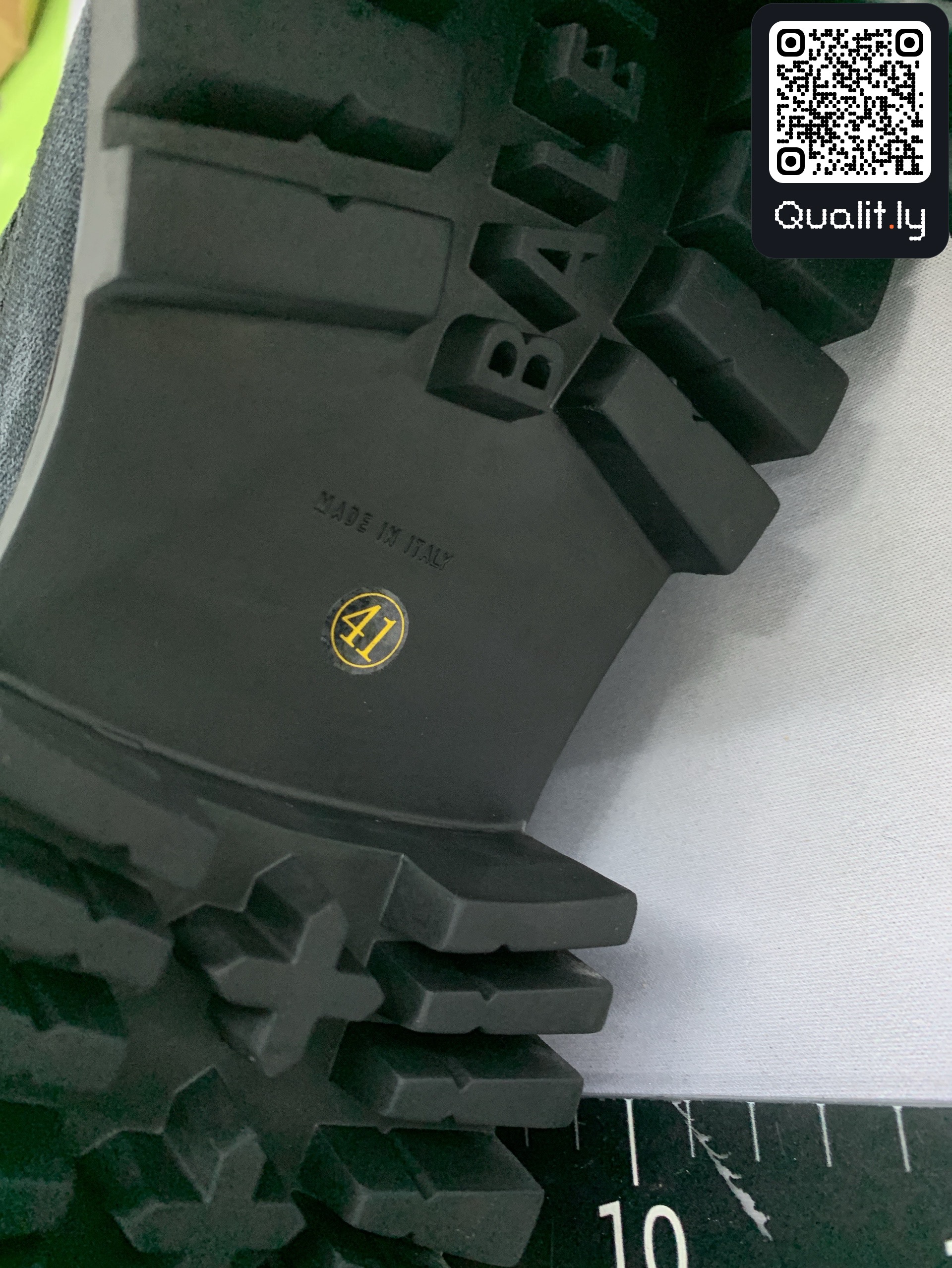 Boots QC photo 1 of 183