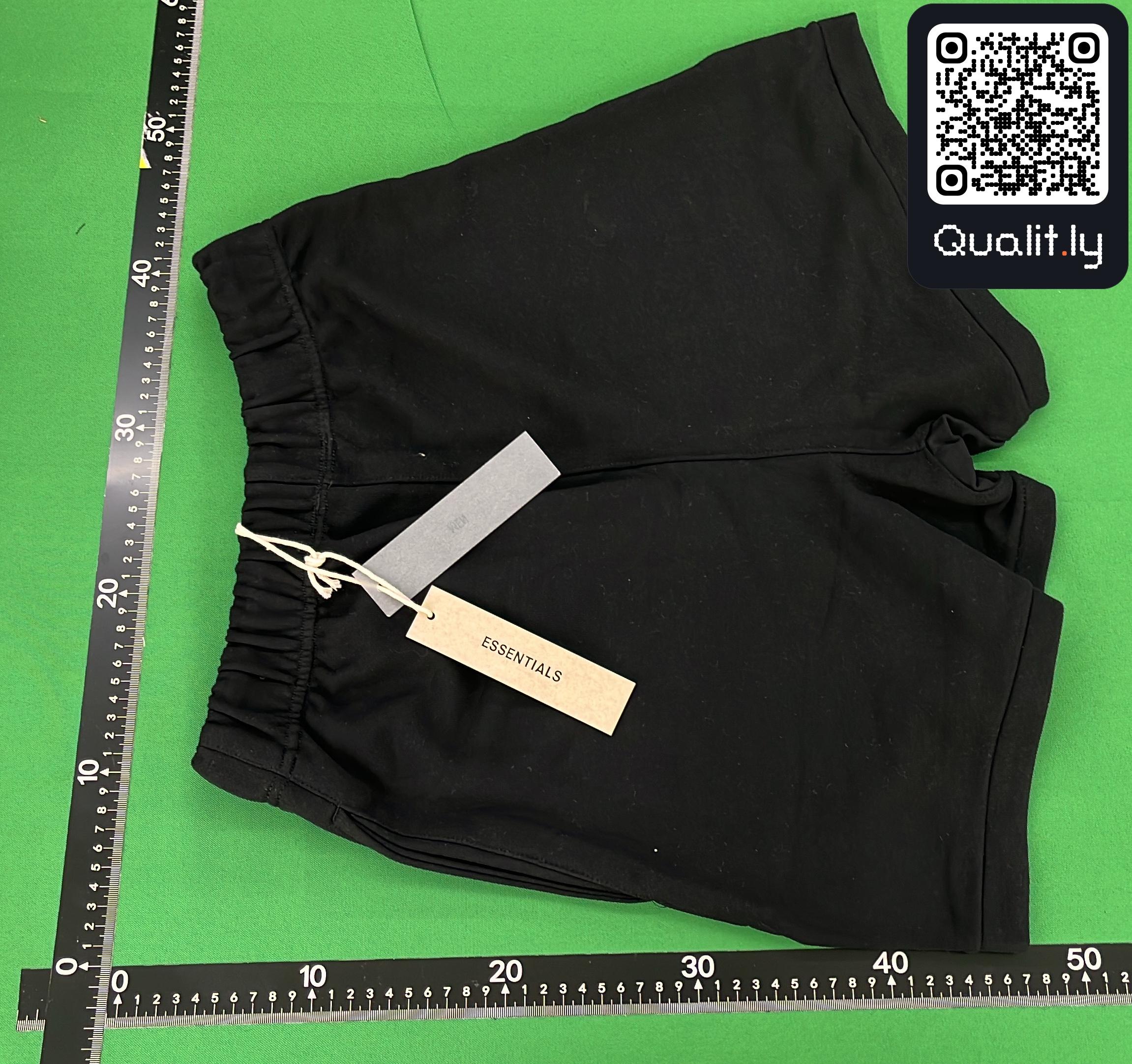 Short — photo QC 3 sur 56