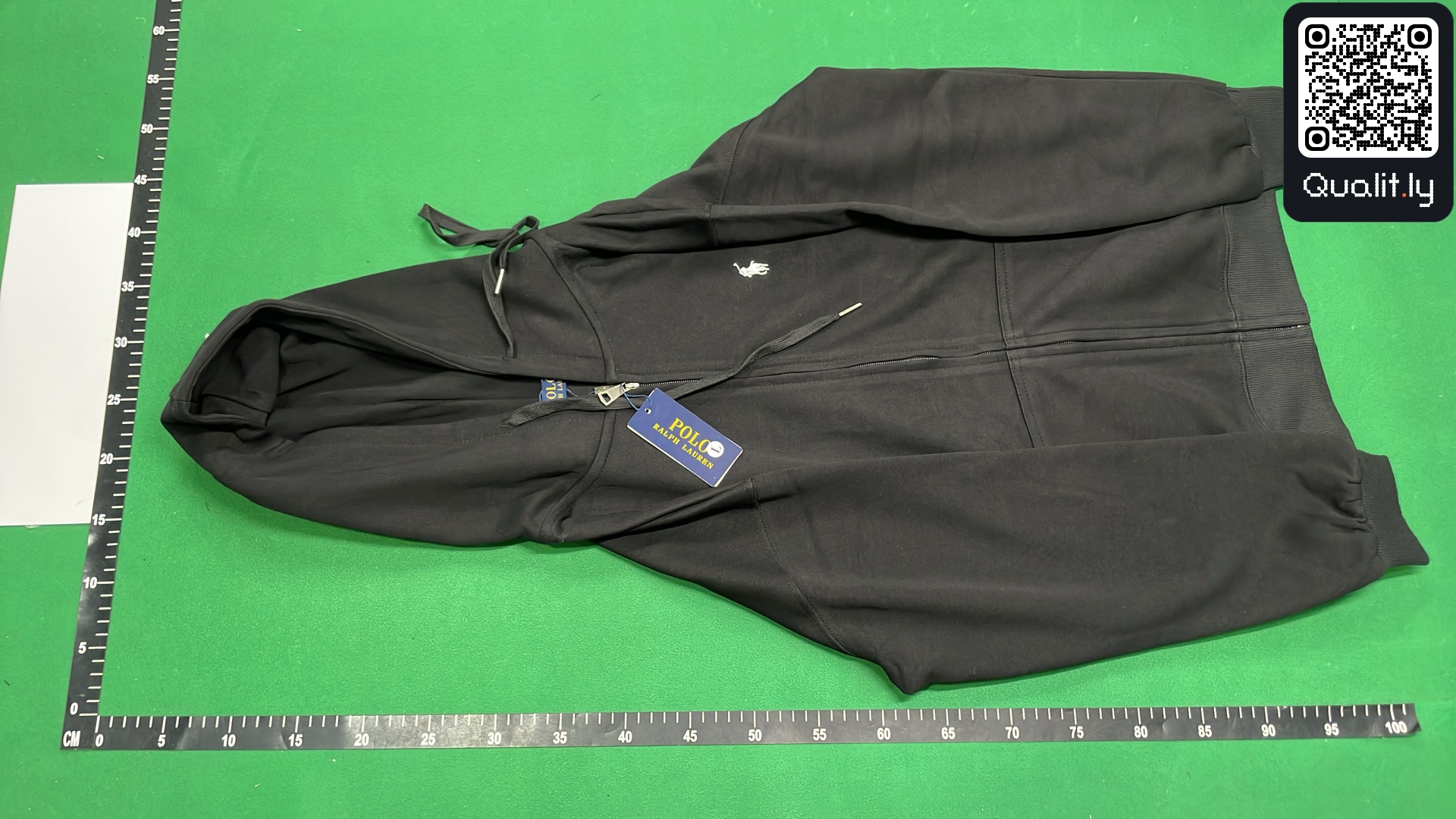 Hoodie QC photo 2 of 4