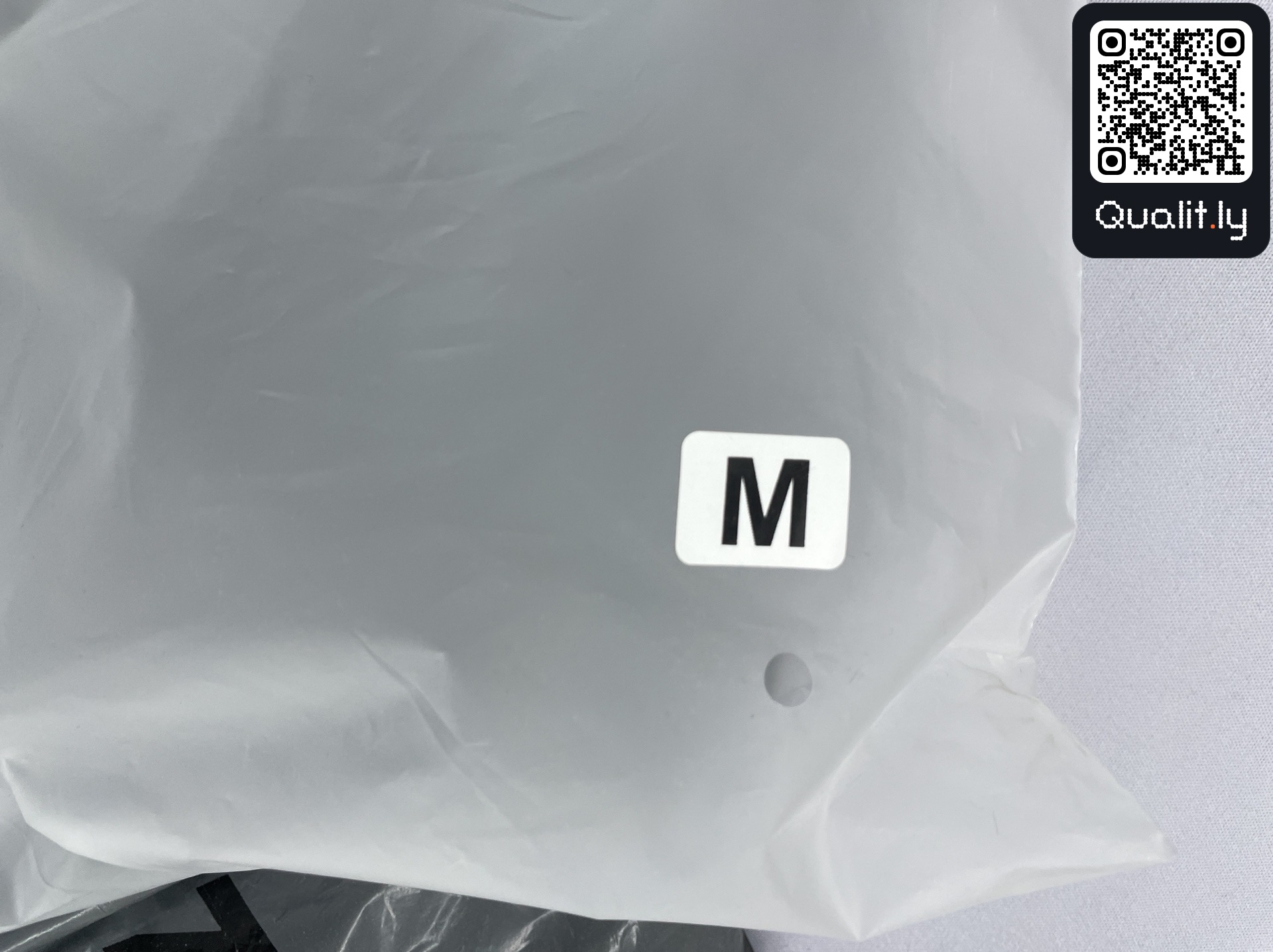 Hoodie QC photo 1 of 69