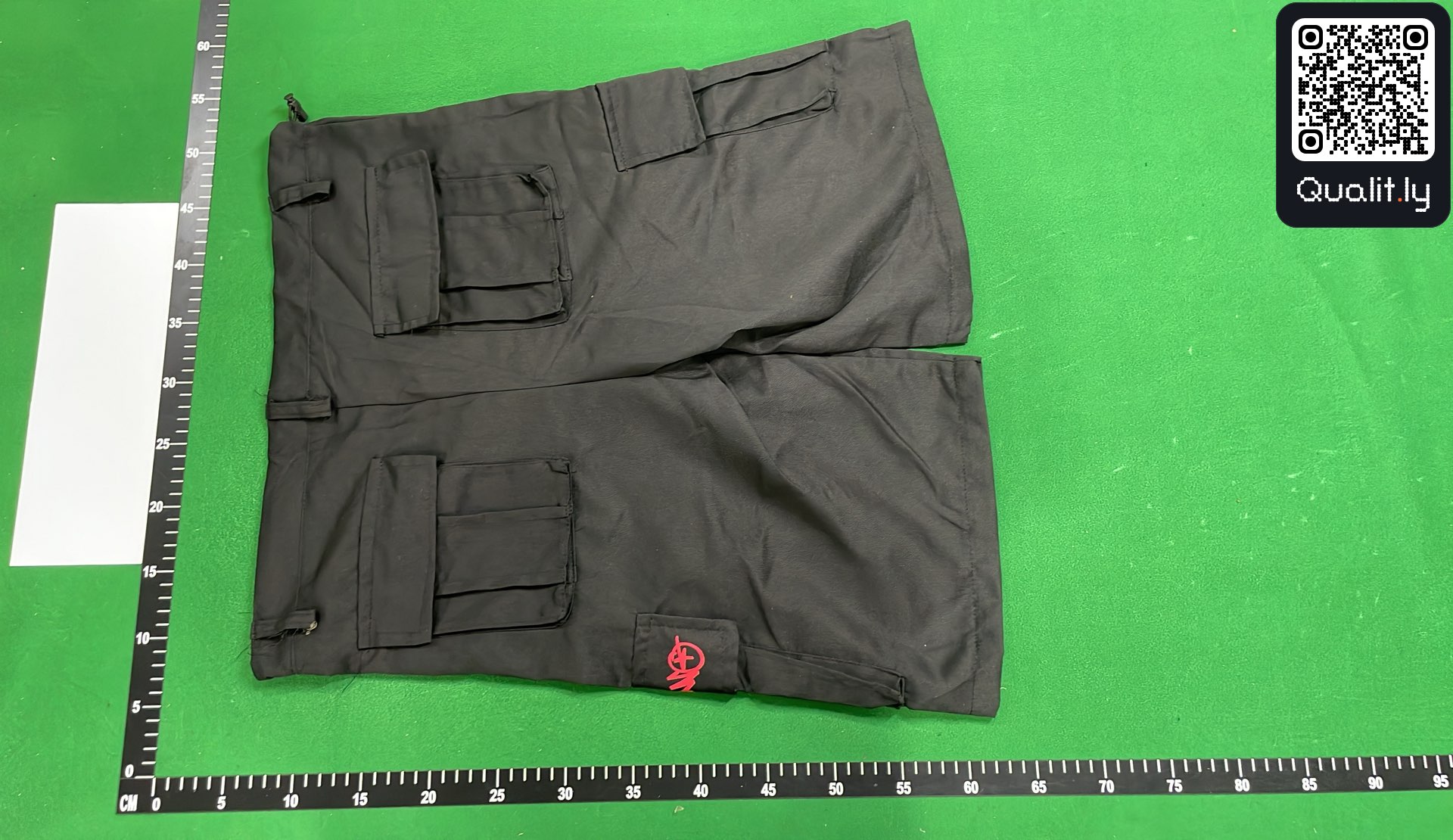 Shorts QC photo 3 of 8