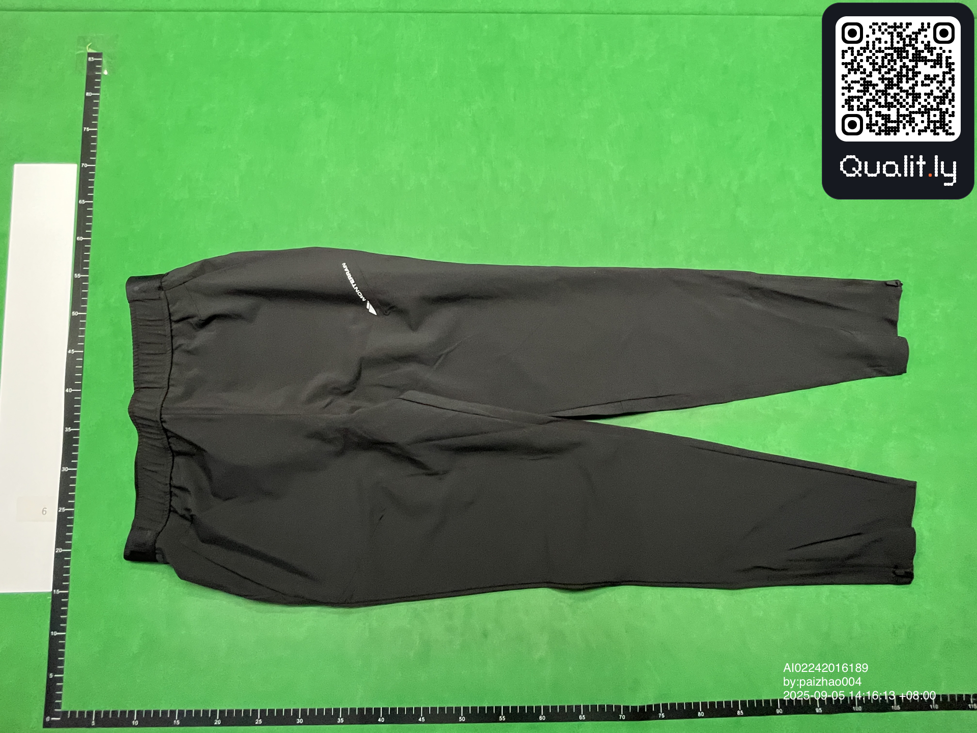 Pantalon — photo QC 3 sur 10
