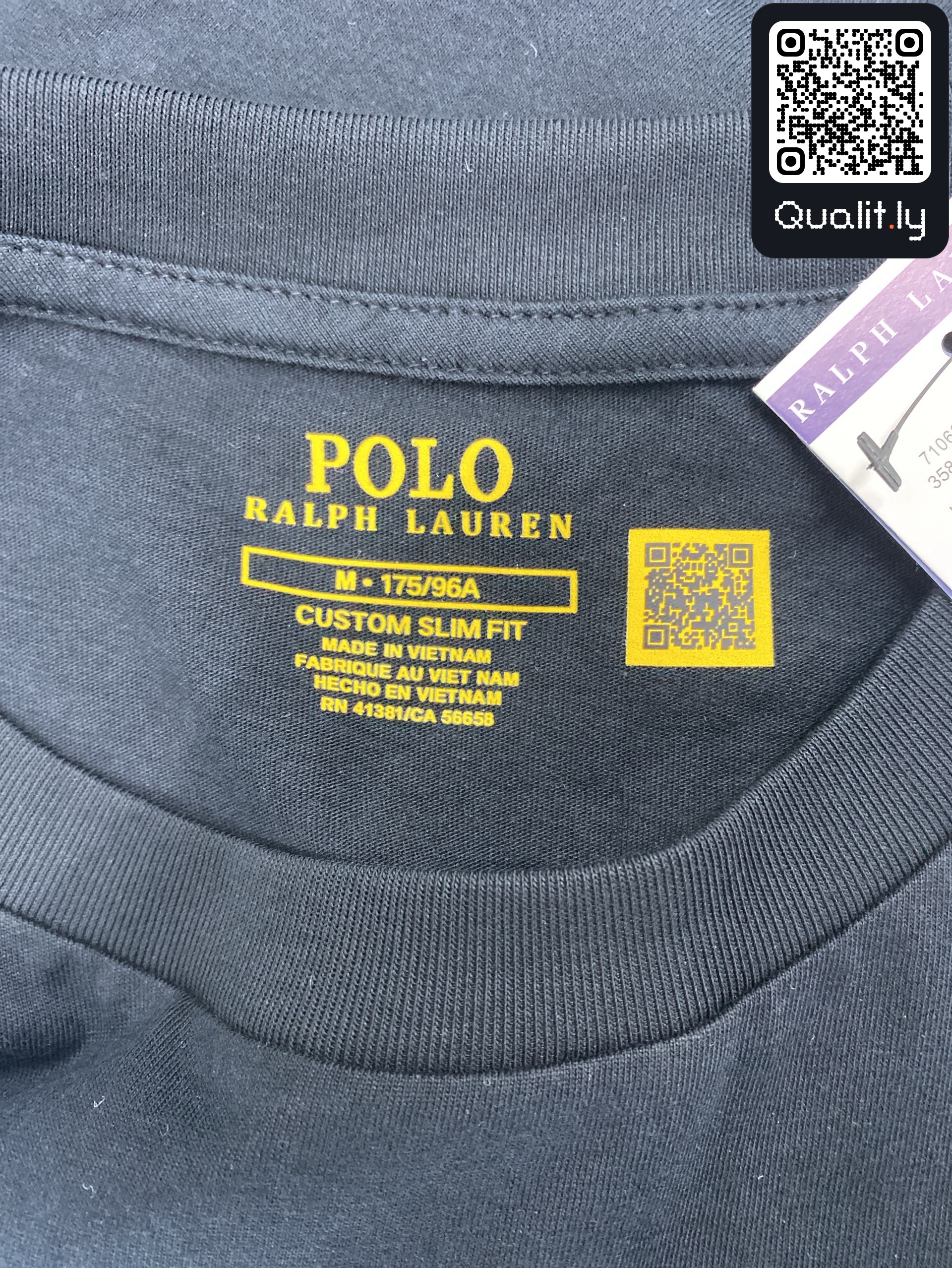 Tricou — fotografie QC 1 din 134