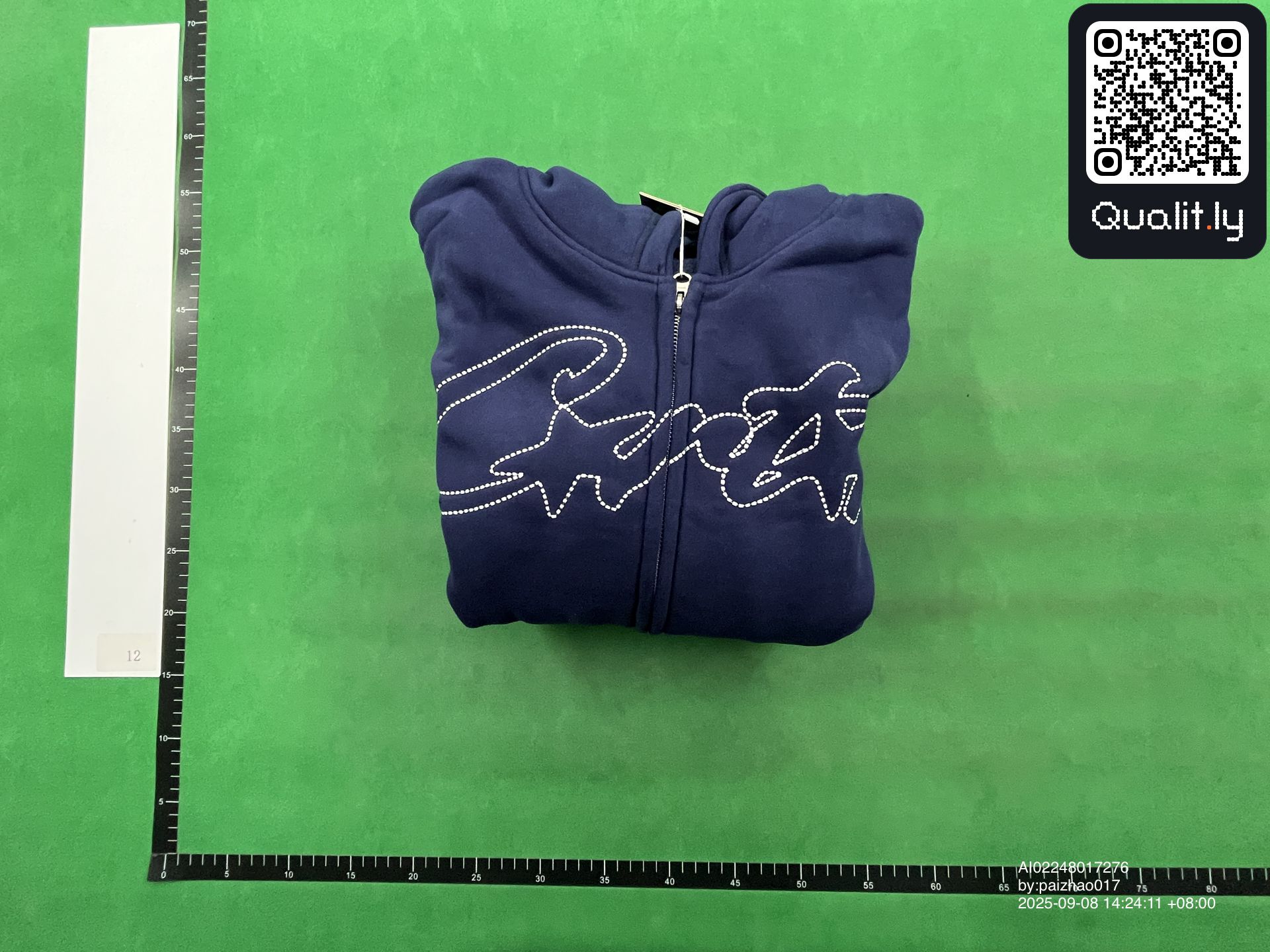 连帽卫衣 QC 照片 1 / 16