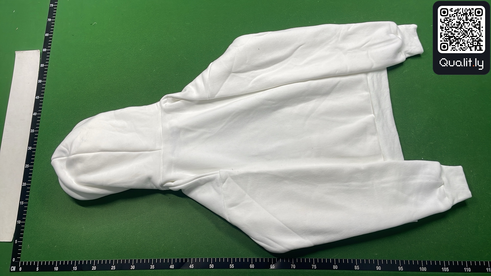 Hoodie QC photo 3 of 24