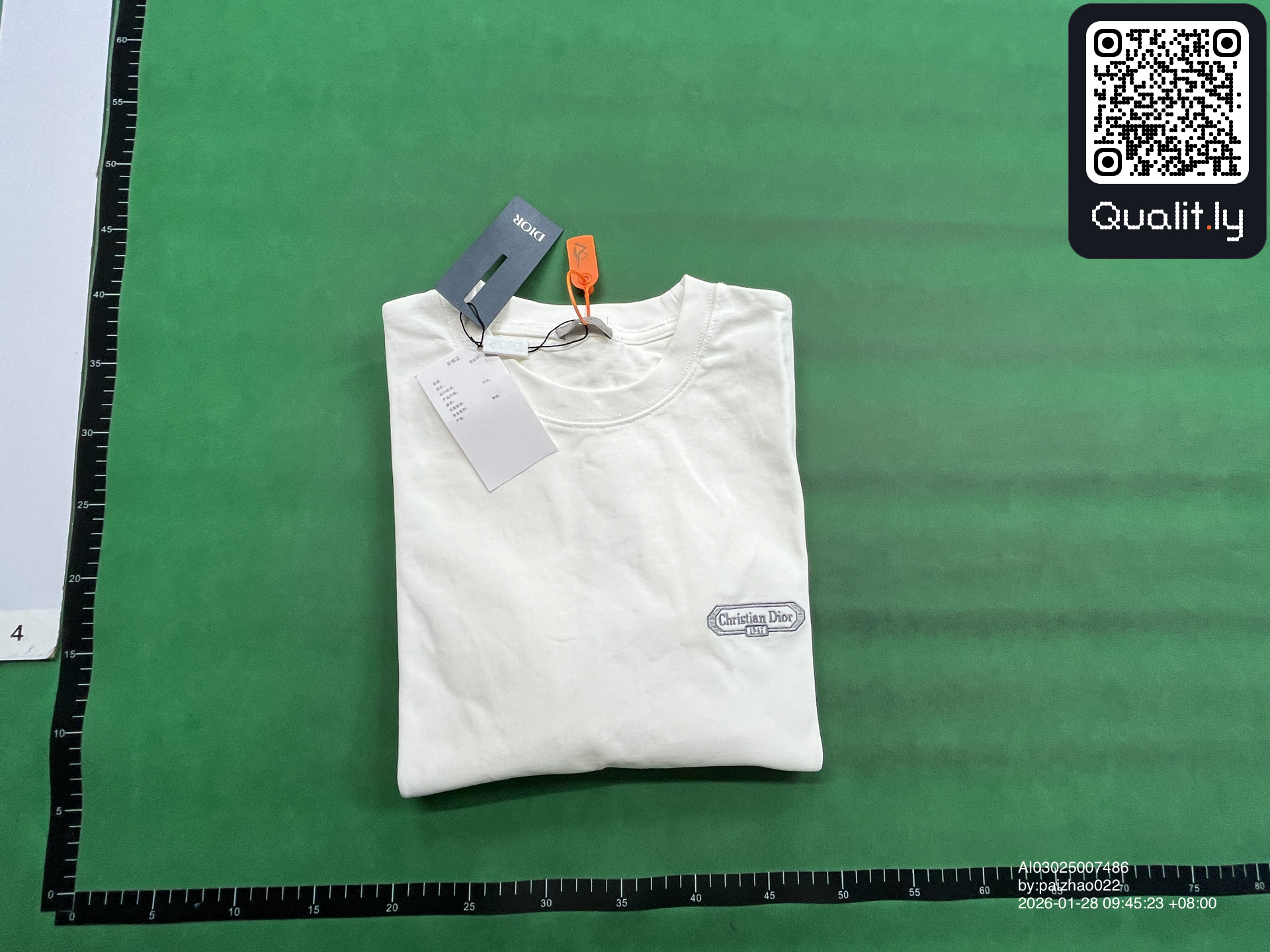 T-shirt QC photo 1 of 4