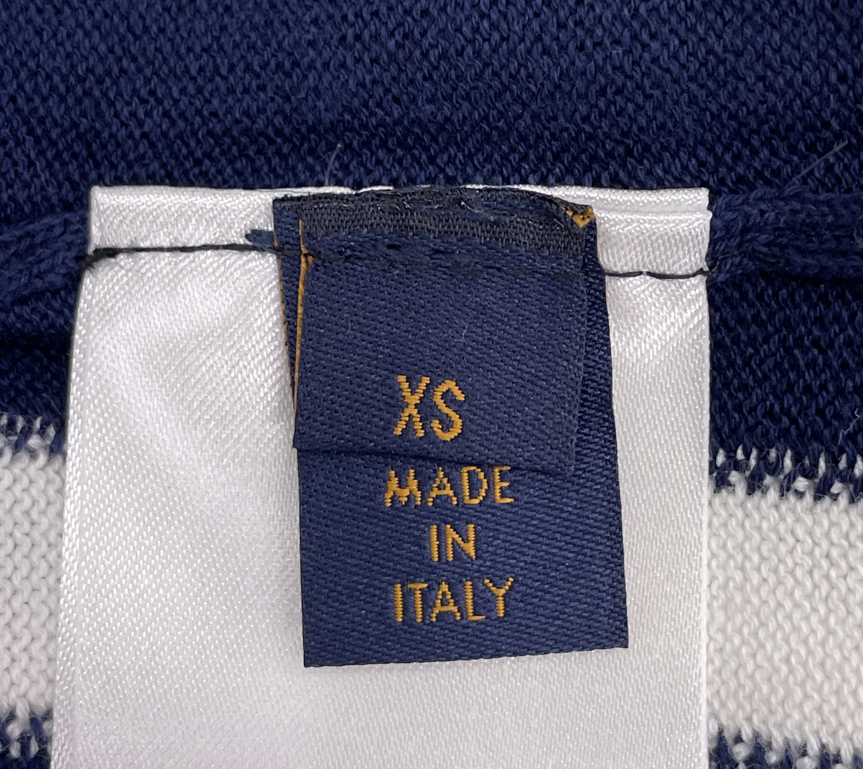 T-shirt — foto QC 2 di 95
