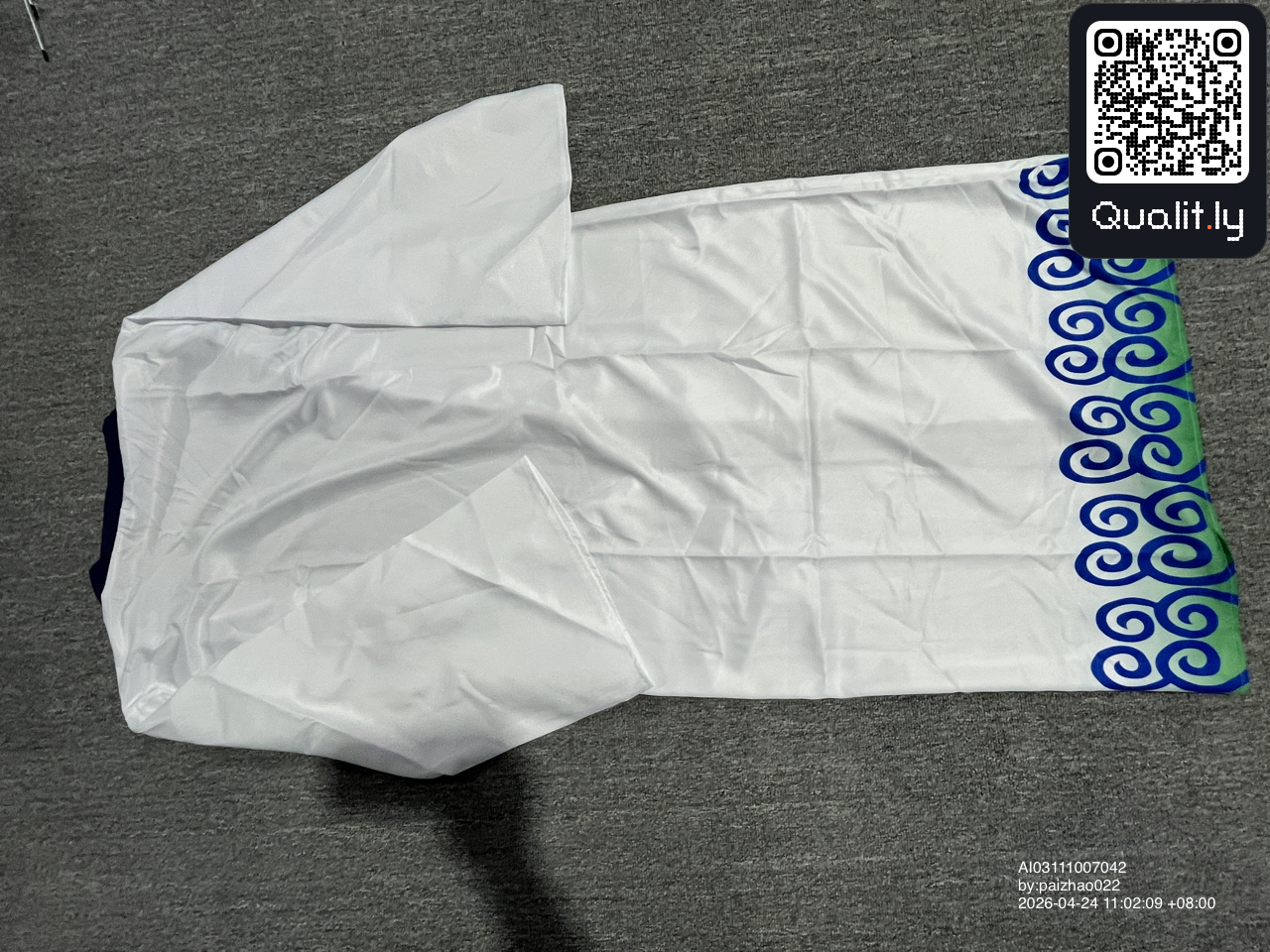 Foto QC 2 di 4