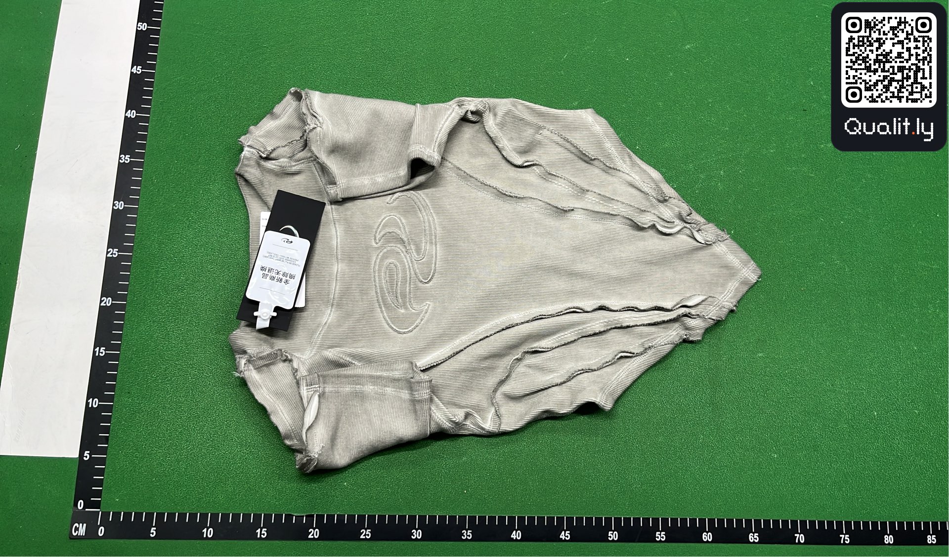 T-shirt — photo QC 2 sur 4