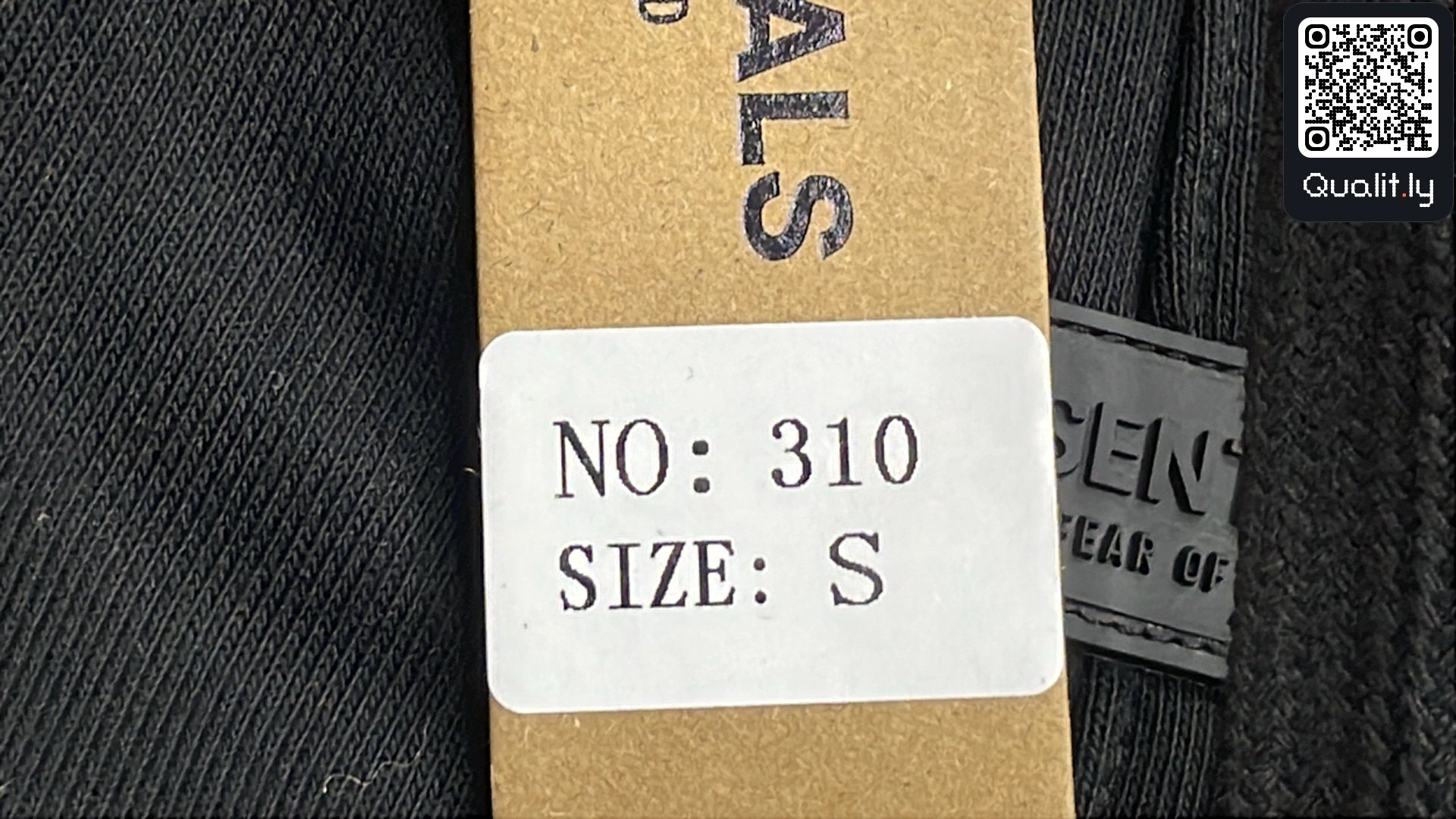 Short — photo QC 1 sur 32