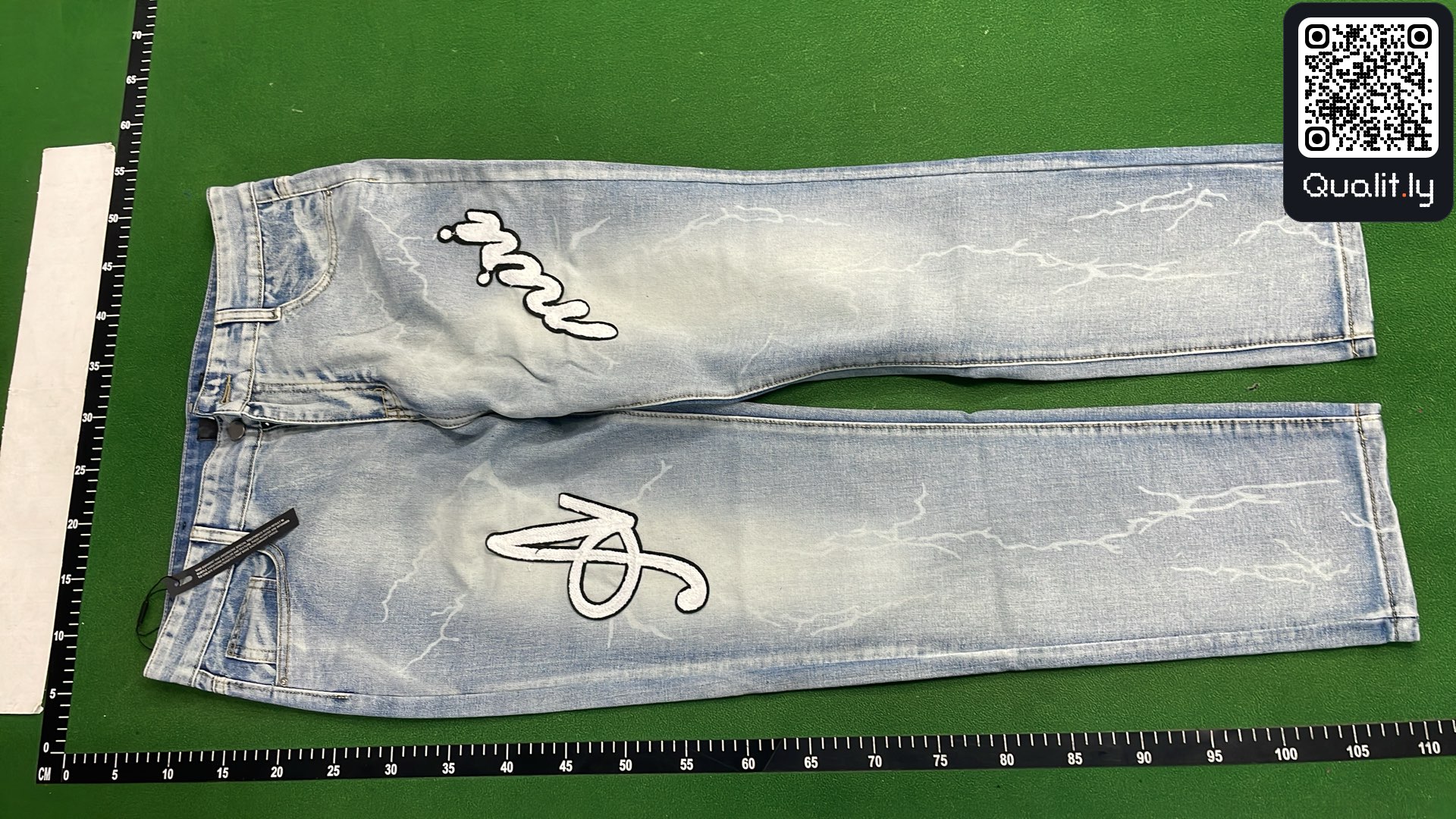 Jeans — QC-foto 2 van 4