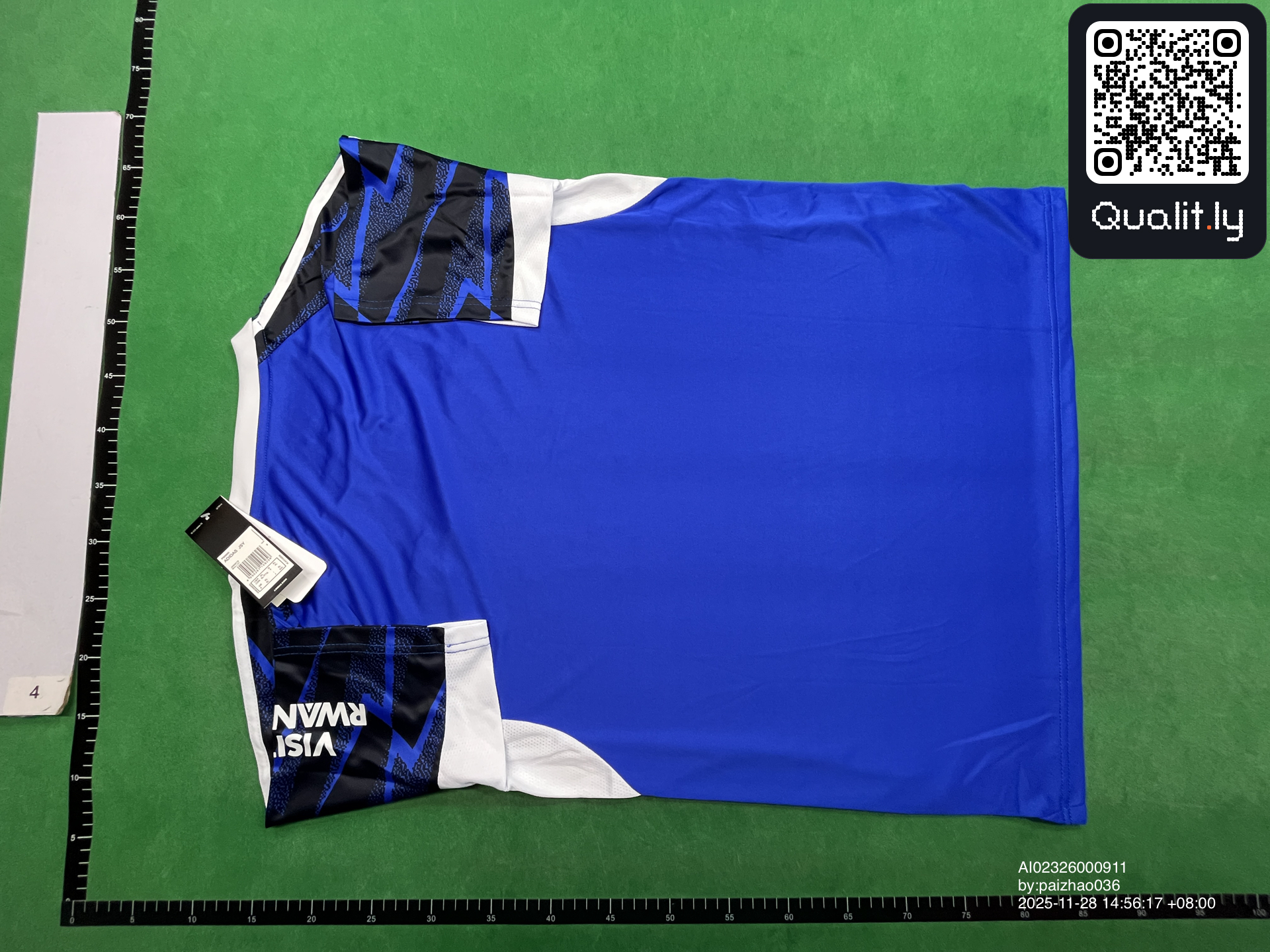 Foto QC 2 de 4